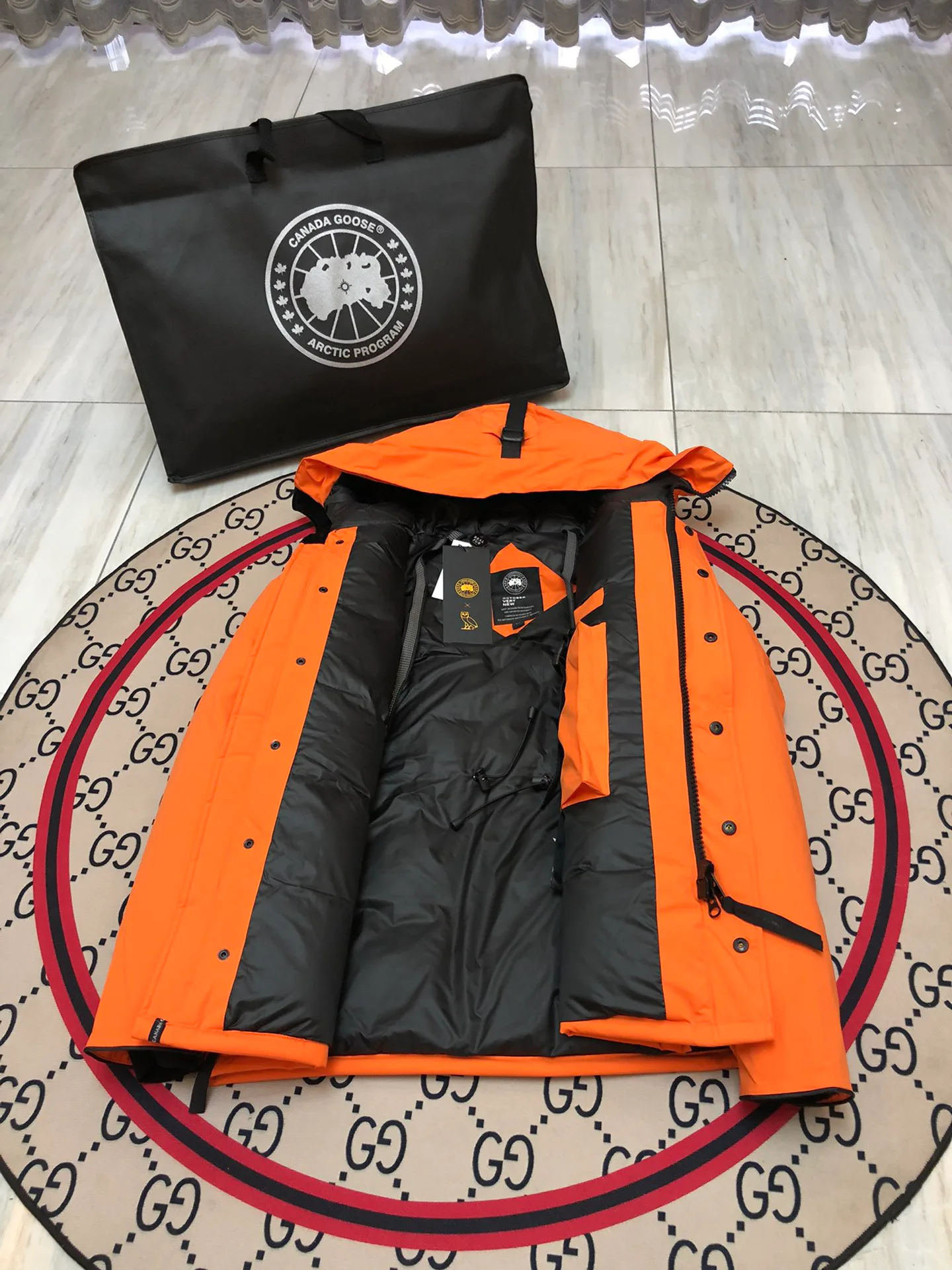 Куртки И Пуховики Женские Canada Goose 1294377