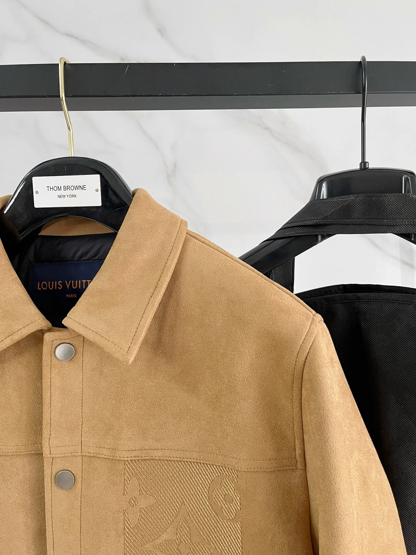 Куртки И Пуховики Женские Louis Vuitton 1624268