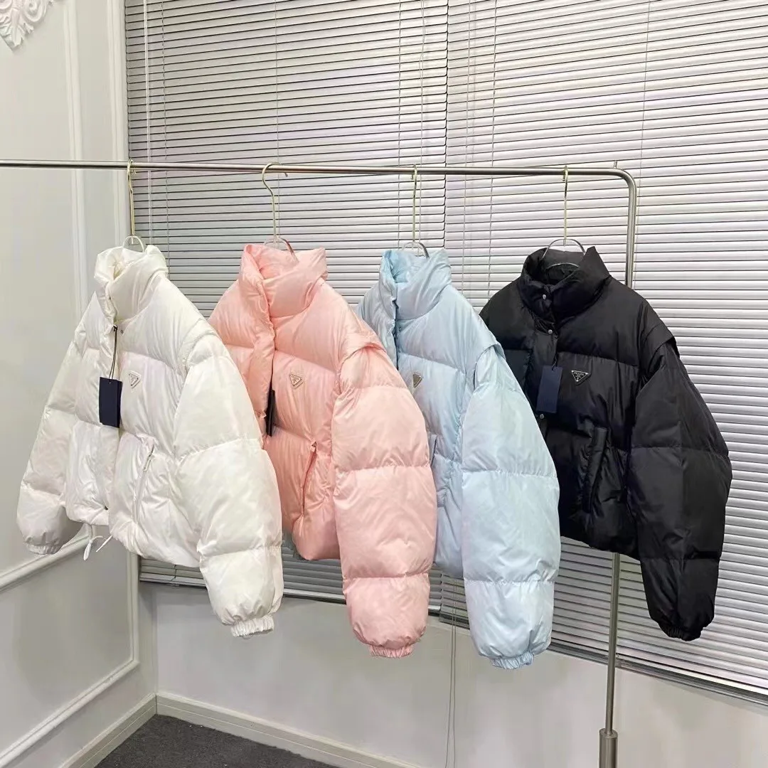 Куртки И Пуховики Женские Prada 17890879