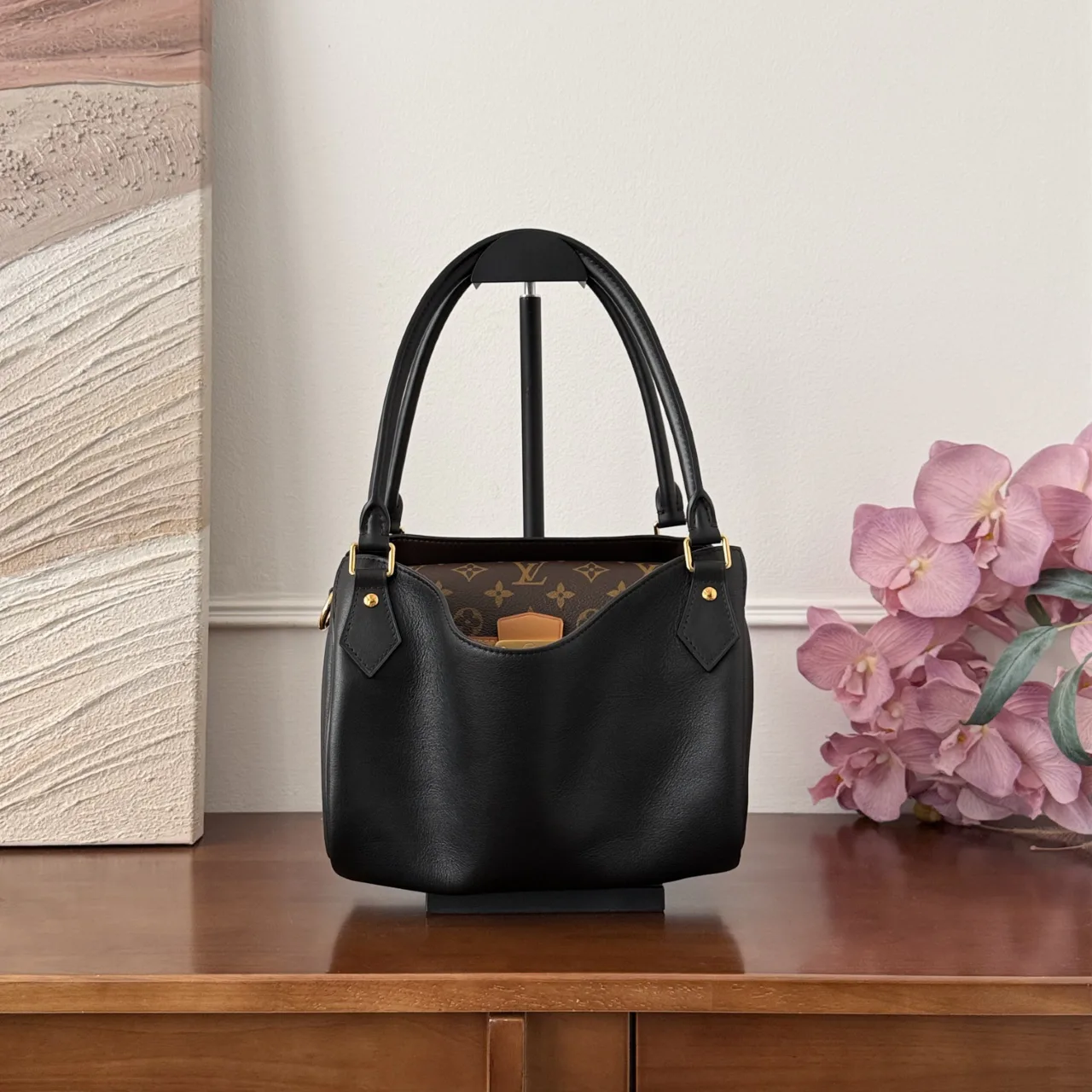 Классические Сумки Женские Louis Vuitton 17973445