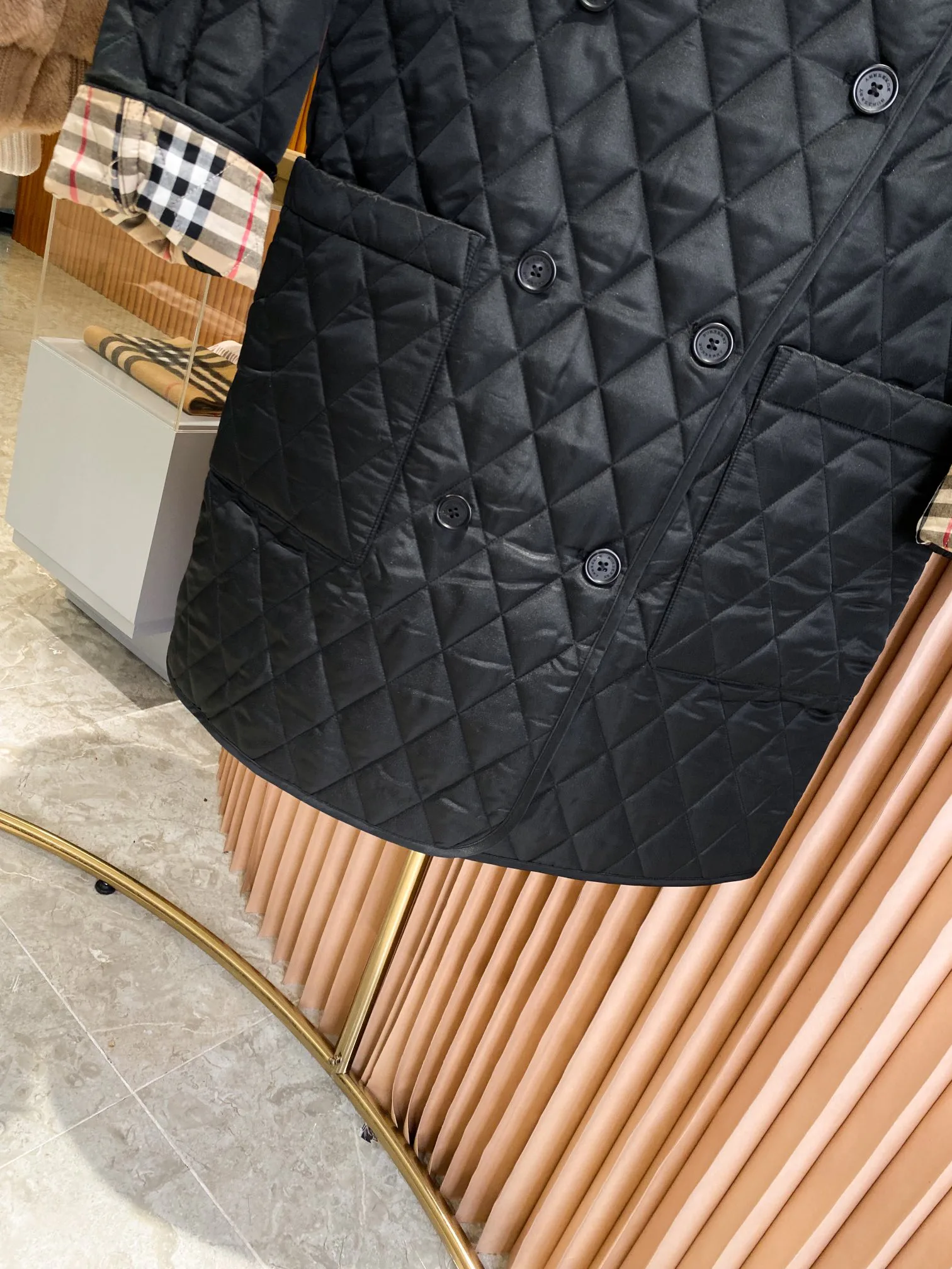 Куртки И Пуховики Женские Burberry 18277304