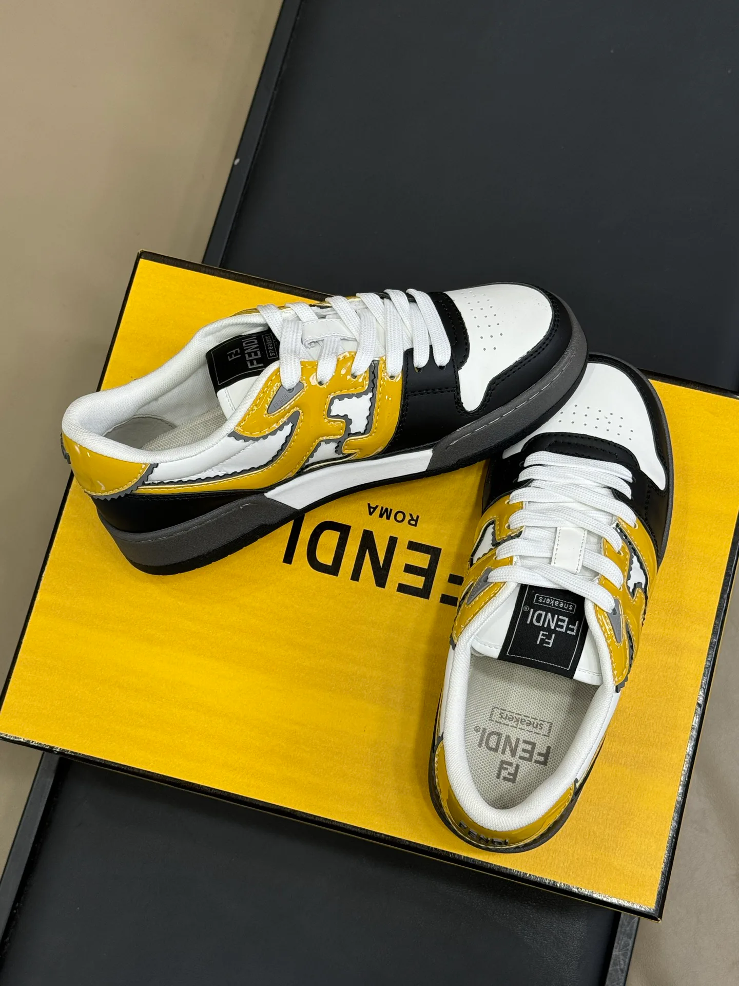 Кроссовки Мужские Fendi 12953176