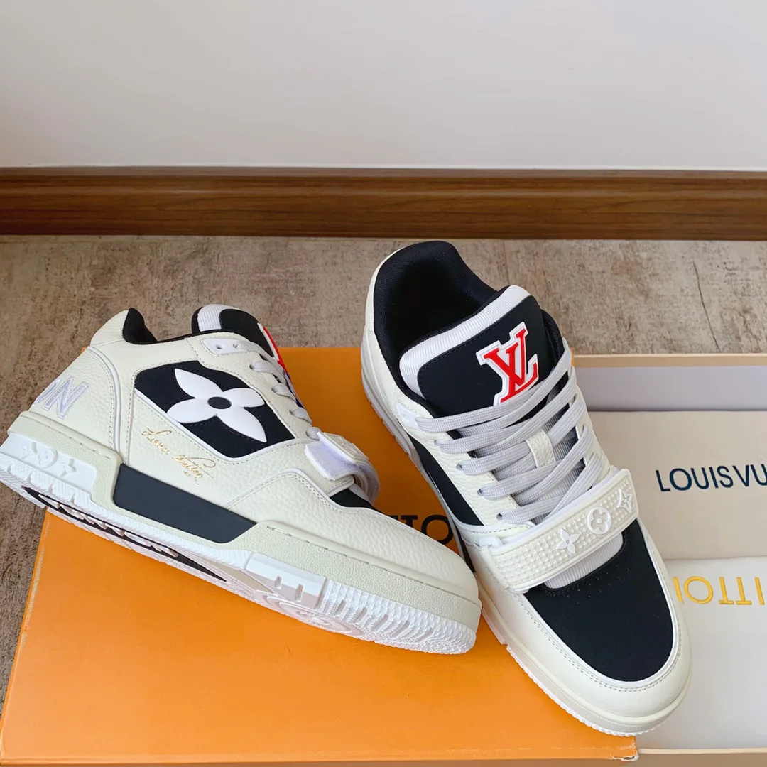 Кроссовки Женские Louis Vuitton 10234408