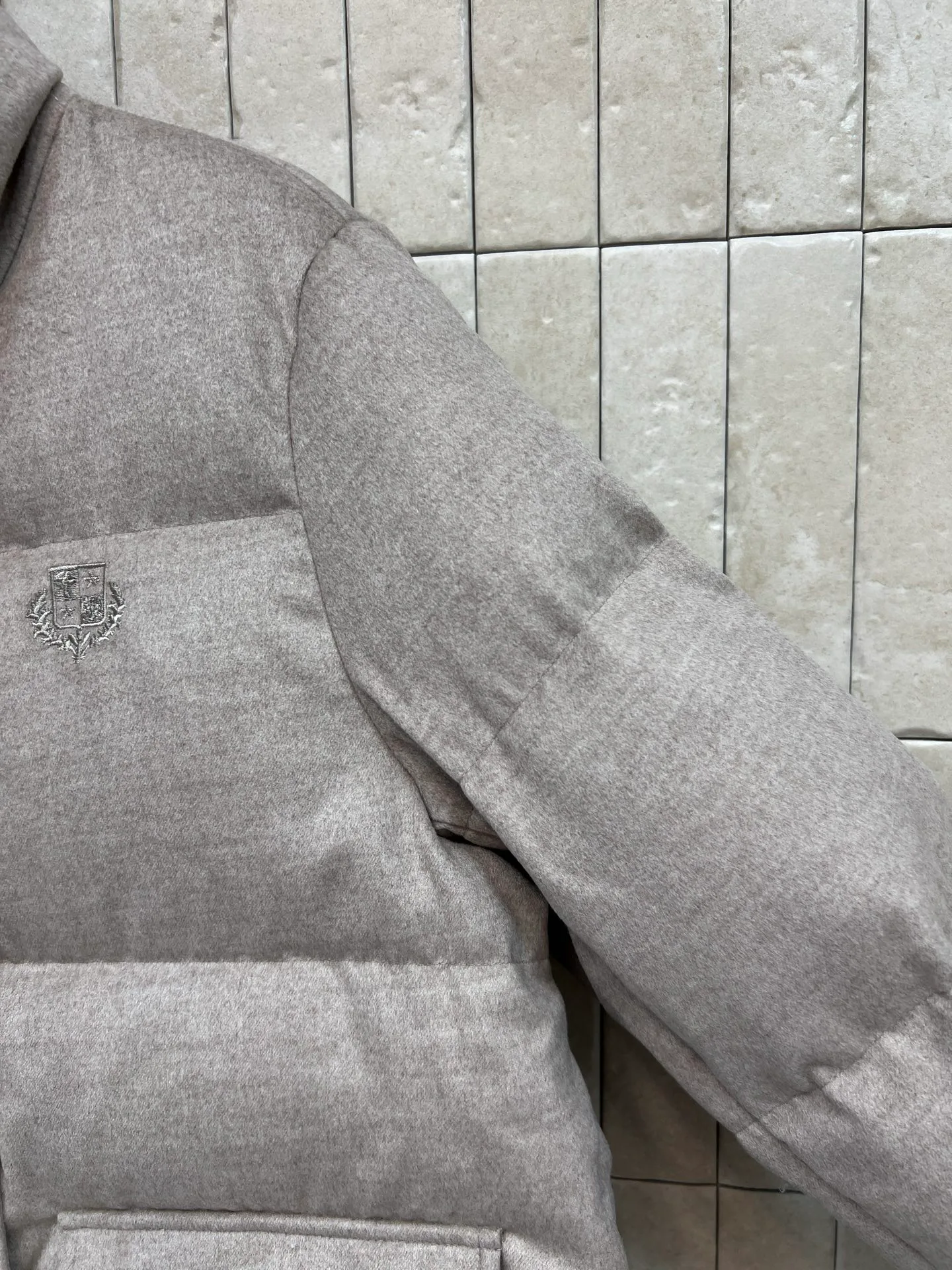 Куртки И Пуховики Женские Loro Piana 18931783