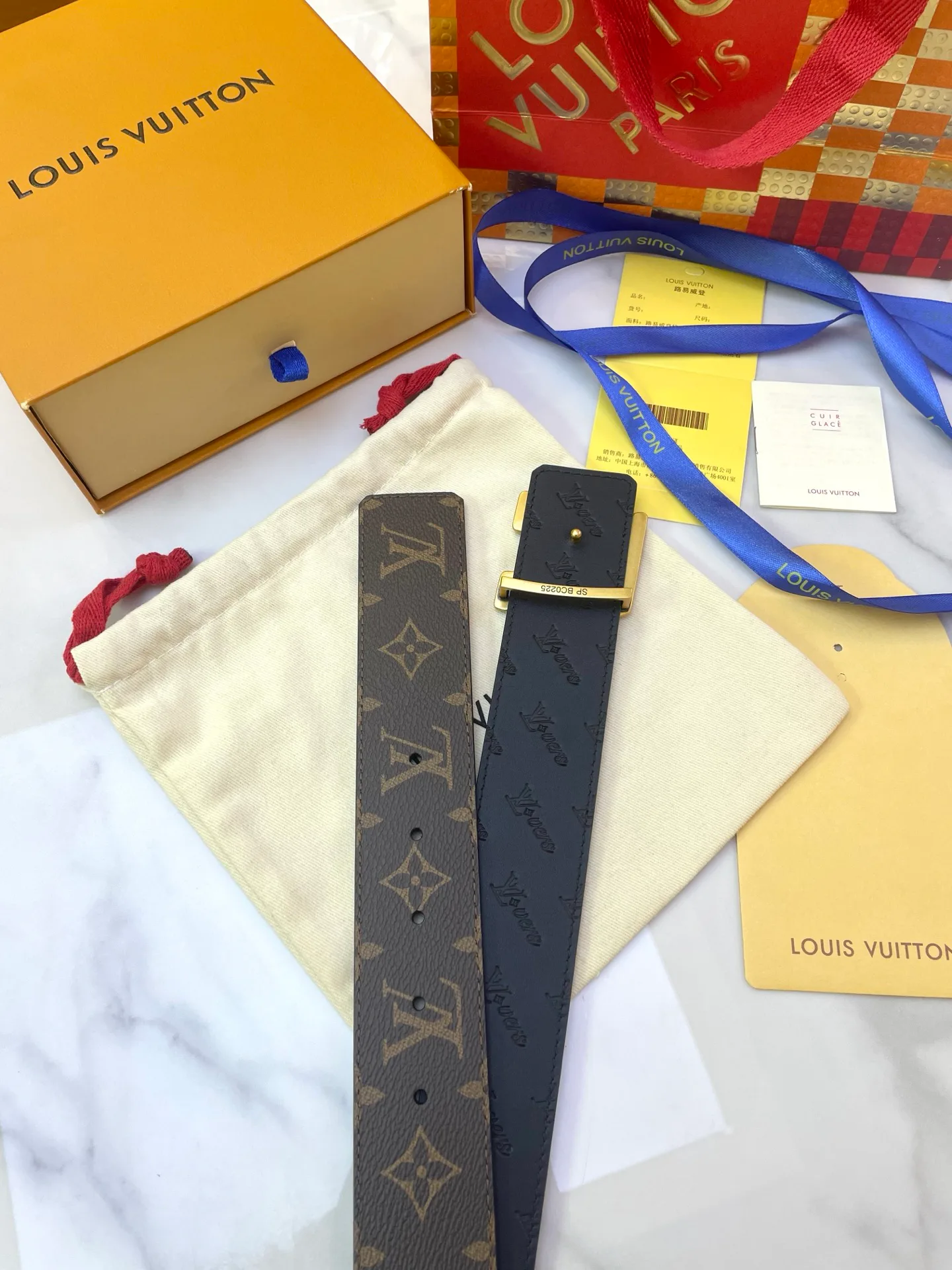 Ремни Louis Vuitton 10010348