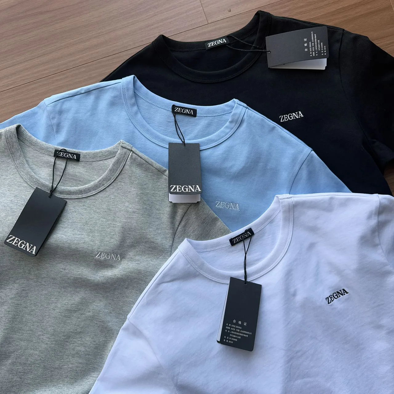 Футболки Женские Zegna 7094