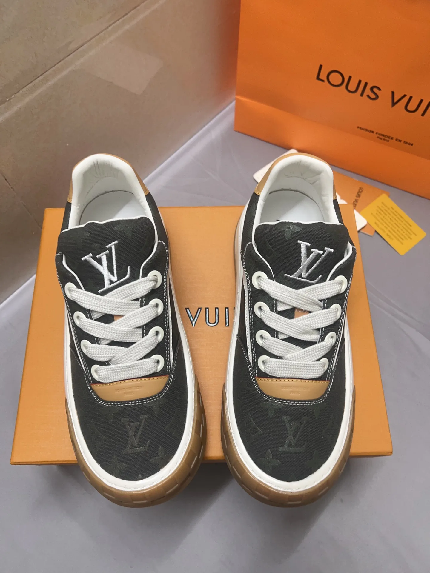 Кеды Женские Louis Vuitton 1054457