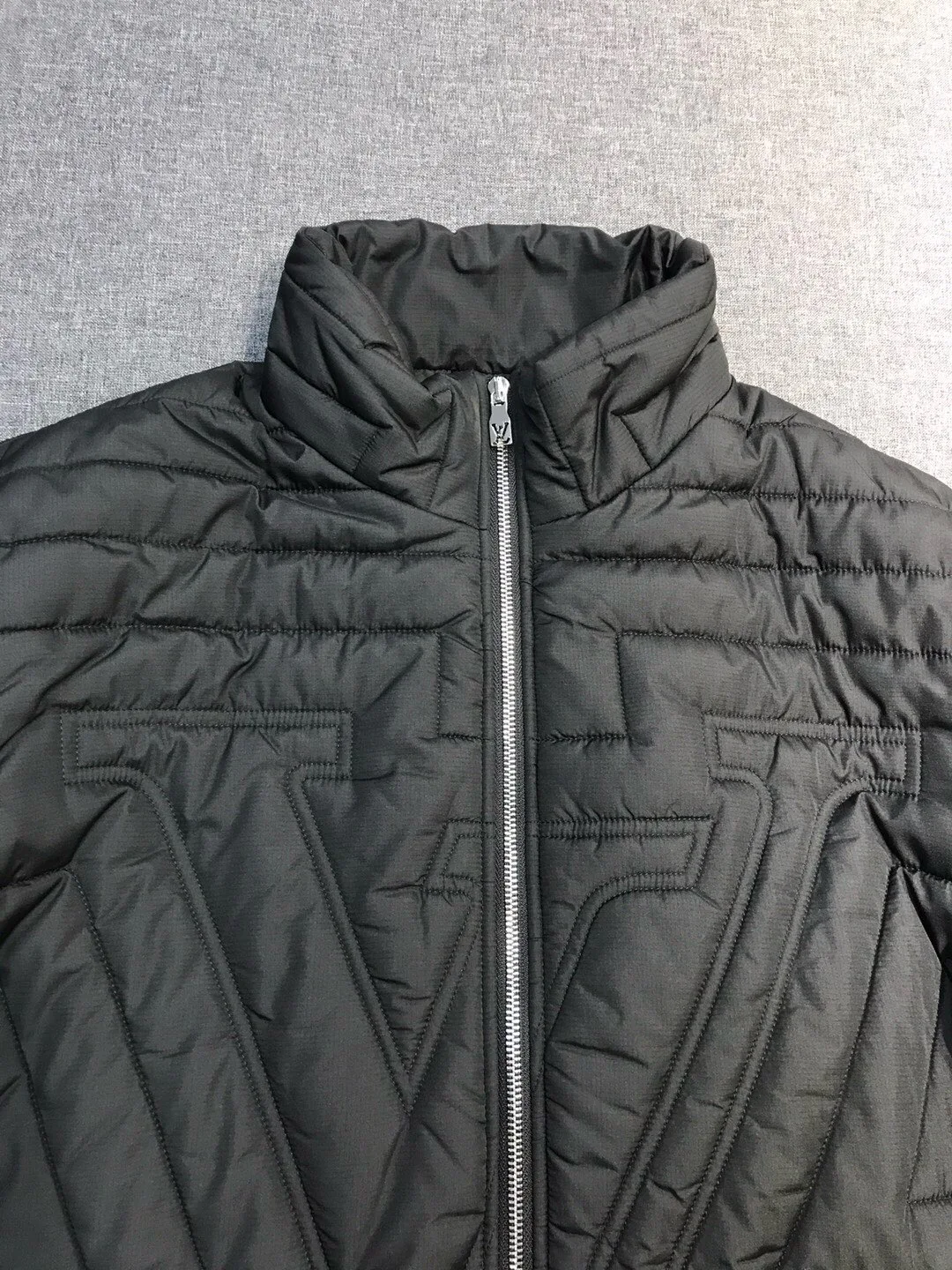 Куртки И Пуховики Мужские Louis Vuitton 437539