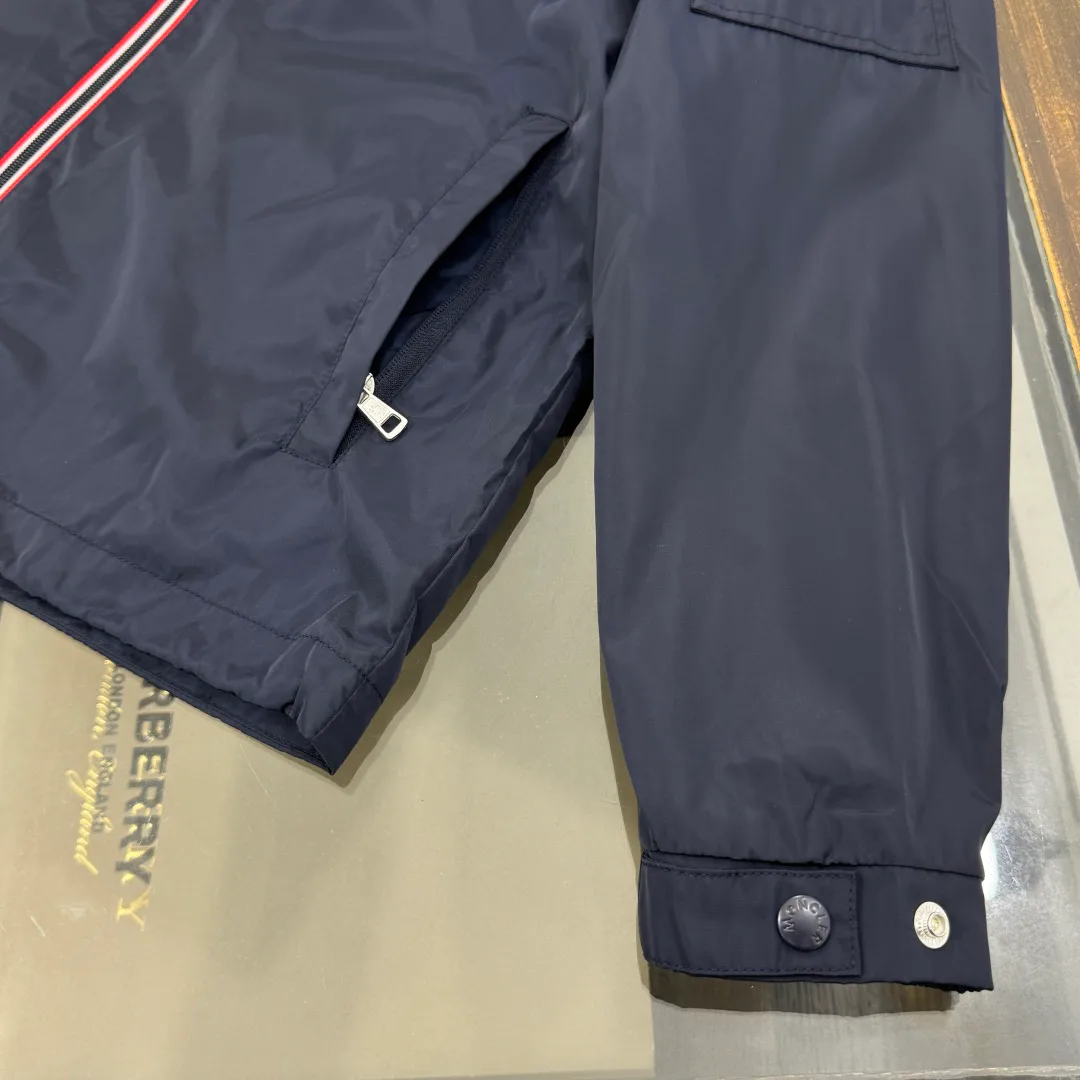 Куртки И Пуховики Женские Moncler 18002265