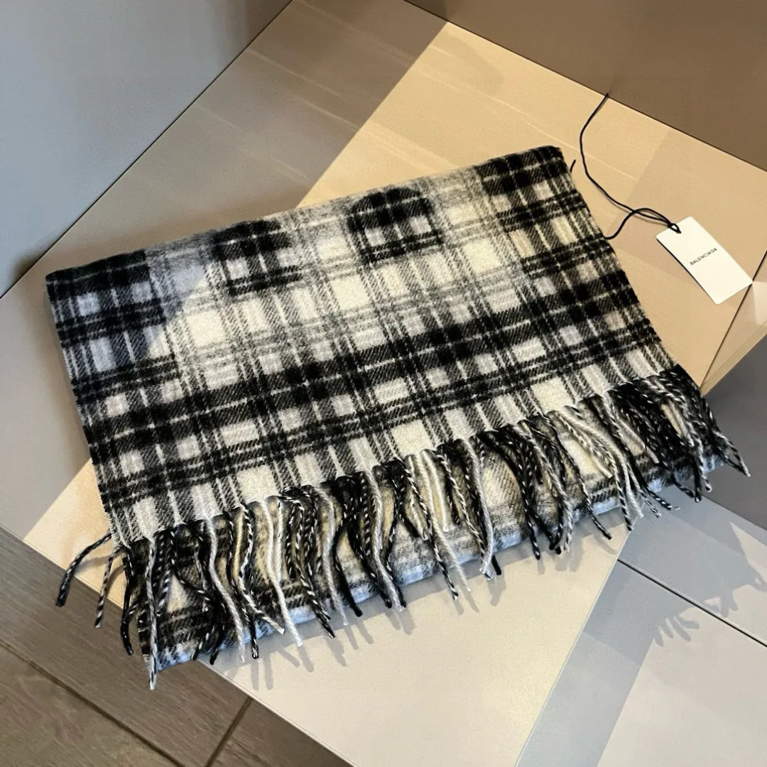 Шарфы Balenciaga 1518605