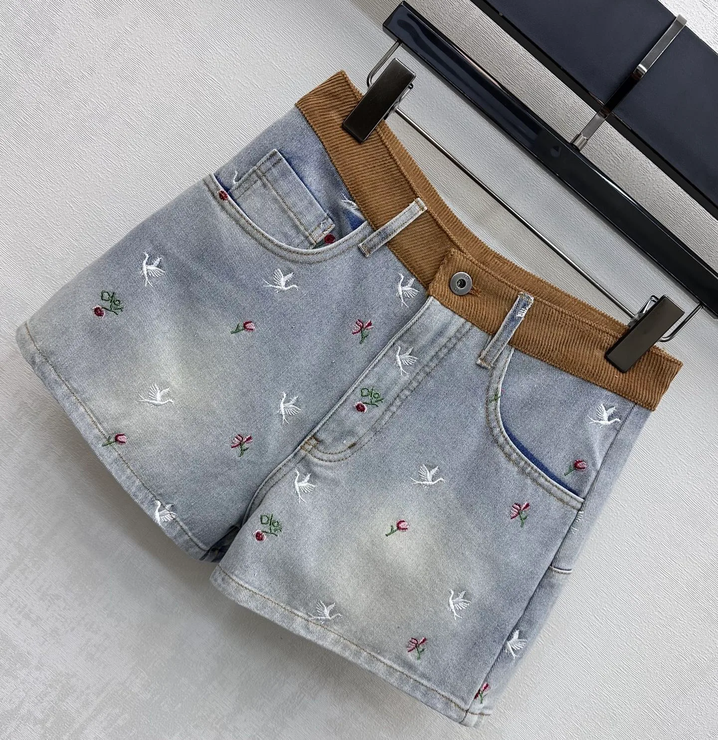 Шорты Женские Christian Dior 11628250