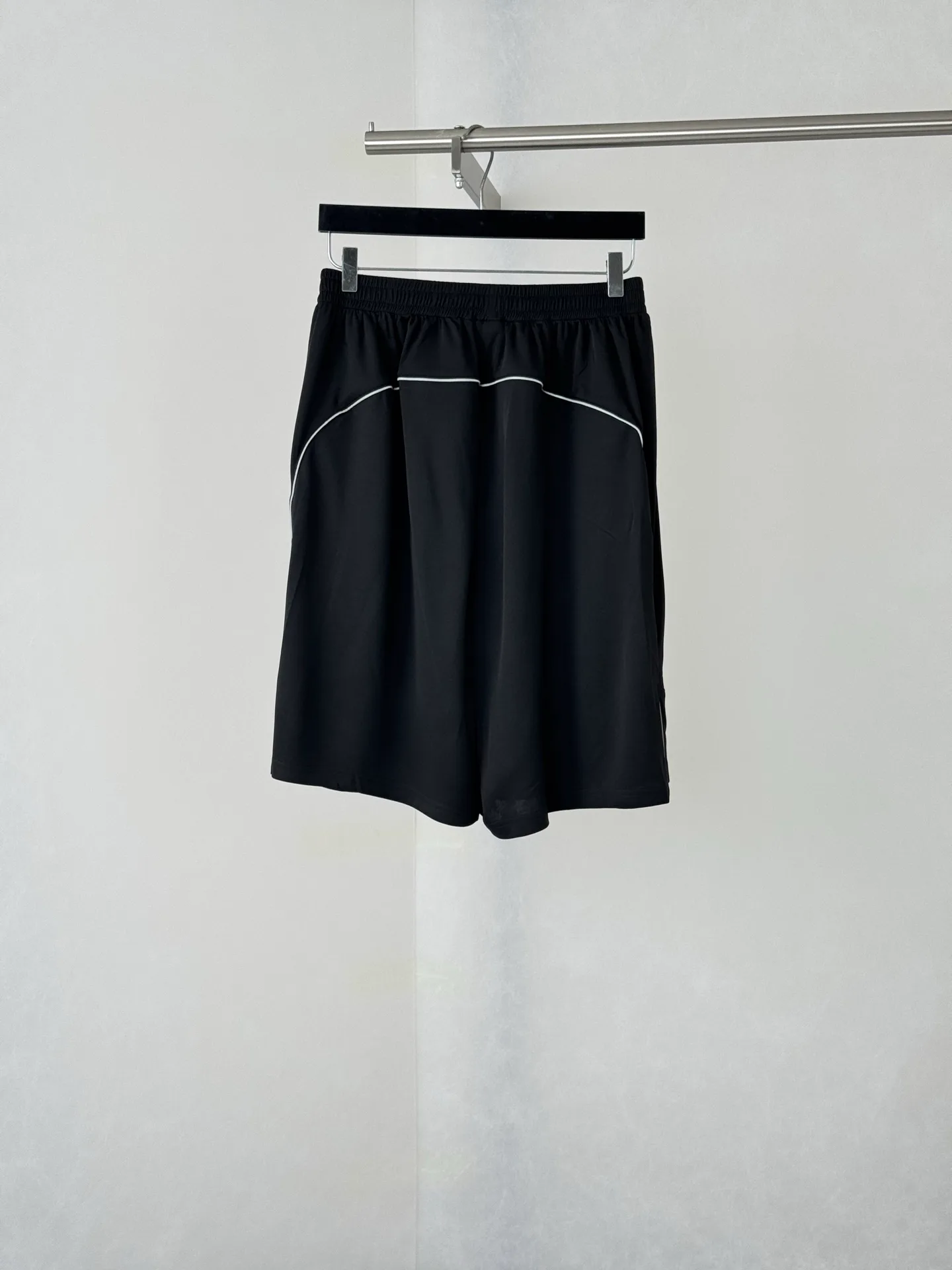 Шорты Мужские Balenciaga 17585905
