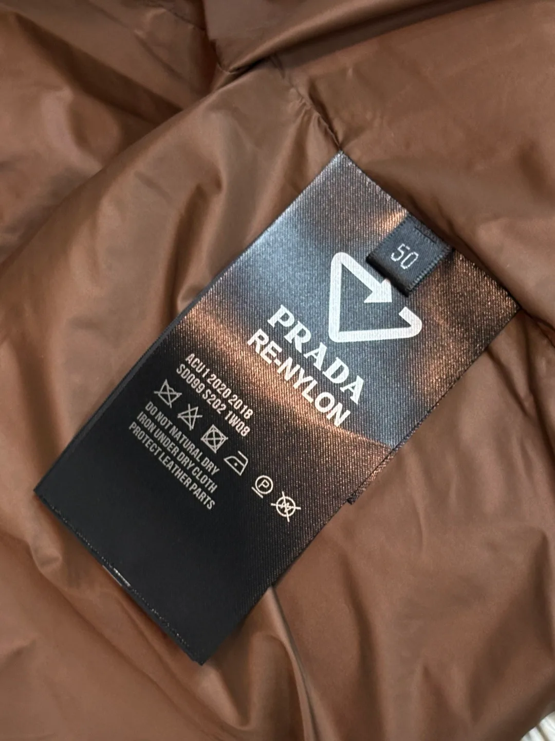 Куртки И Пуховики Мужские Prada 17925285