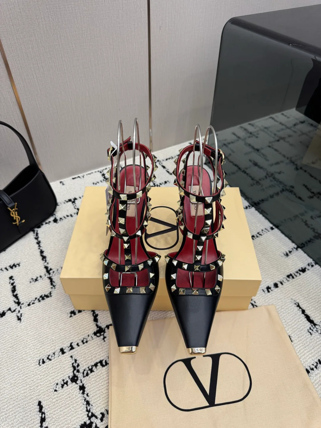 Босоножки Женские Valentino 17594493