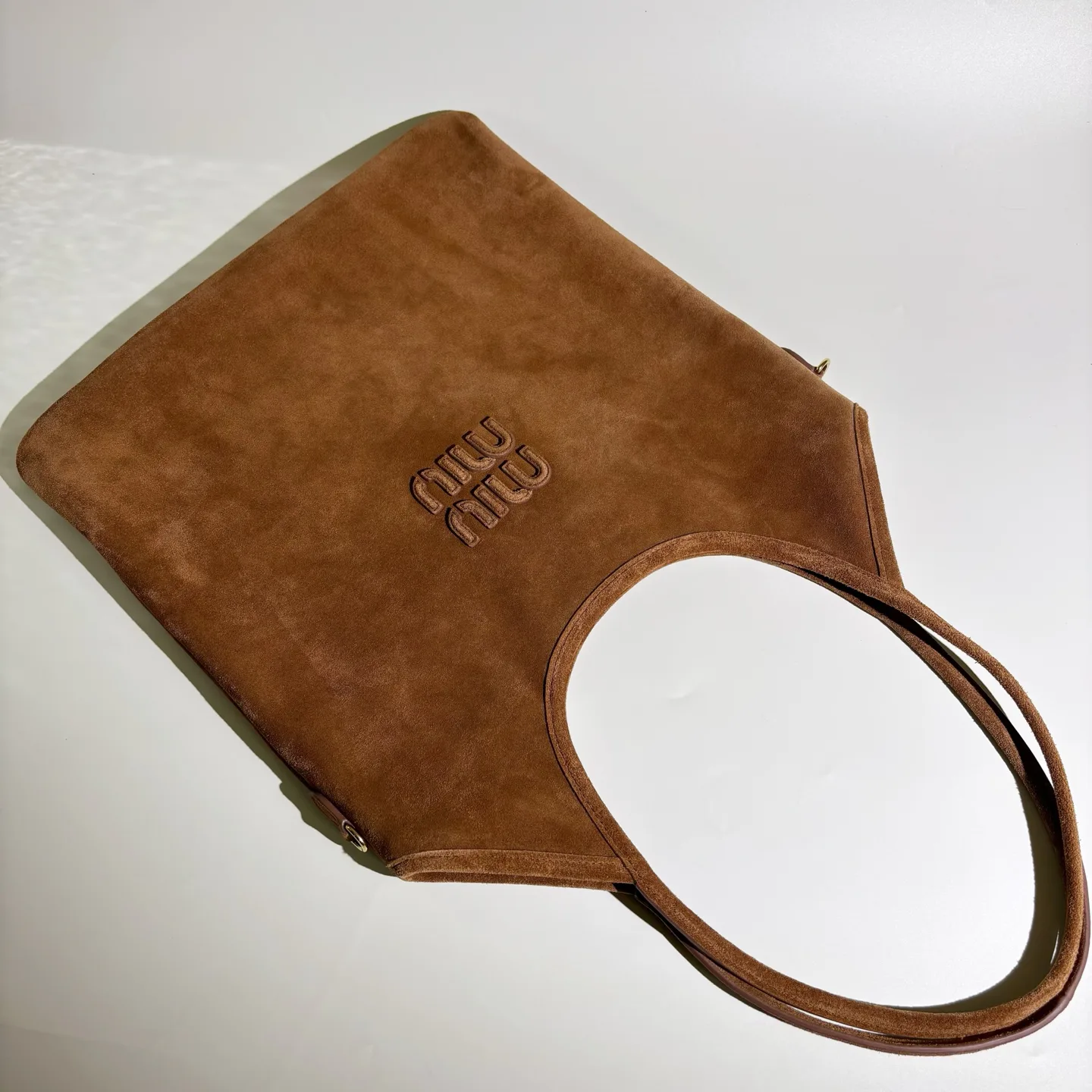 Классические Сумки Женские Miu Miu 10105218