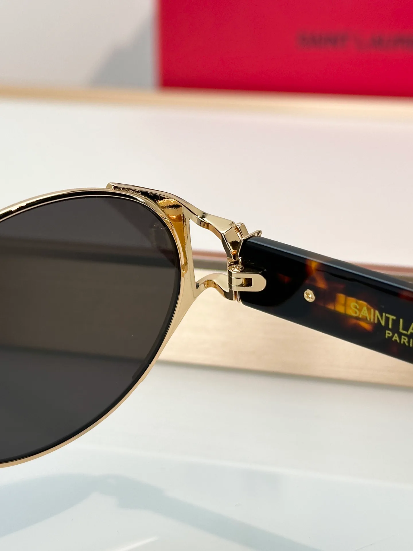 Очки Saint Laurent 18295059