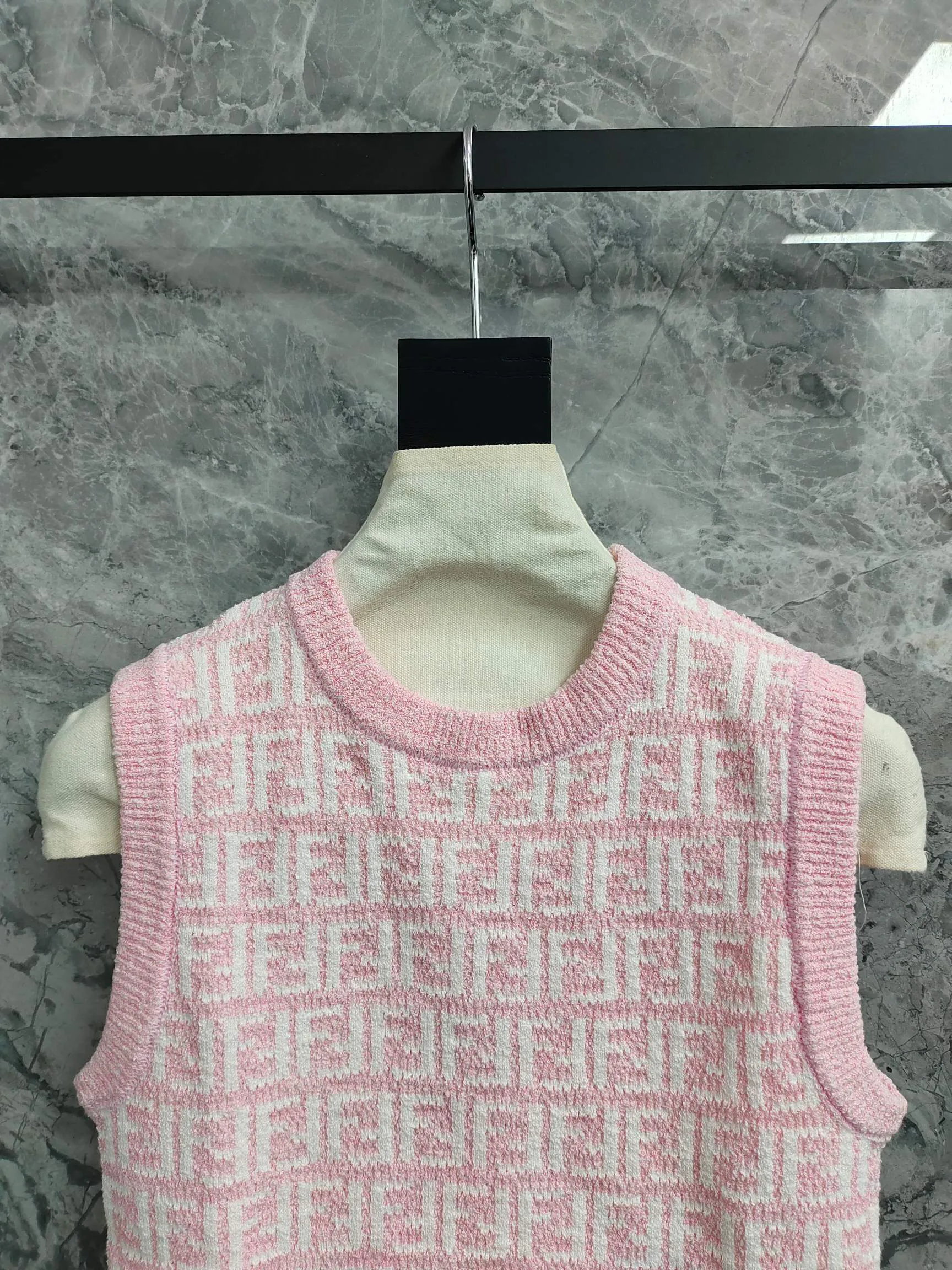 Жилеты Женские Fendi 6461768