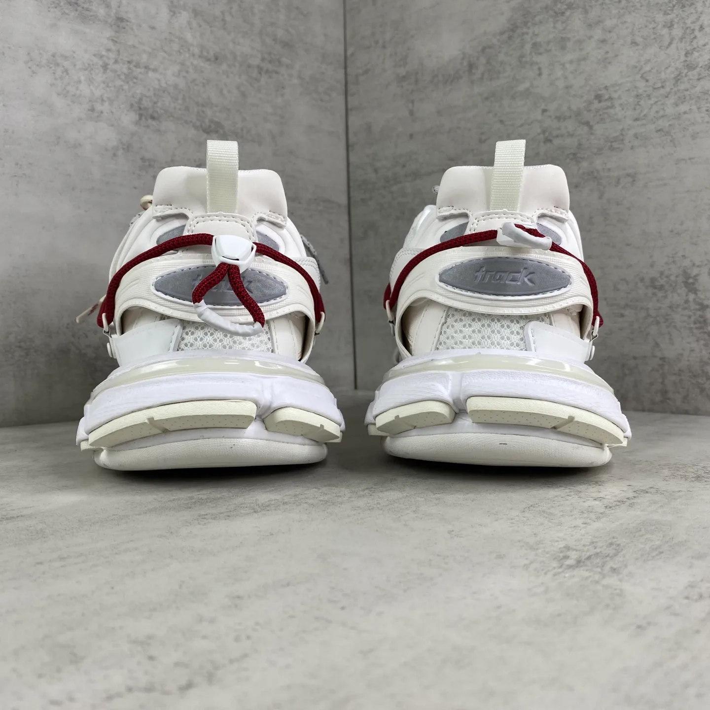 Кроссовки Женские Balenciaga 13193952