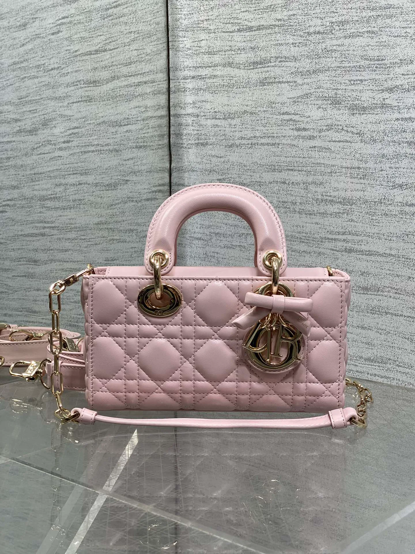 Классические Сумки Женские Christian Dior 11685162