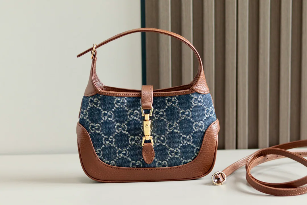 Классические Сумки Женские Gucci 2396792