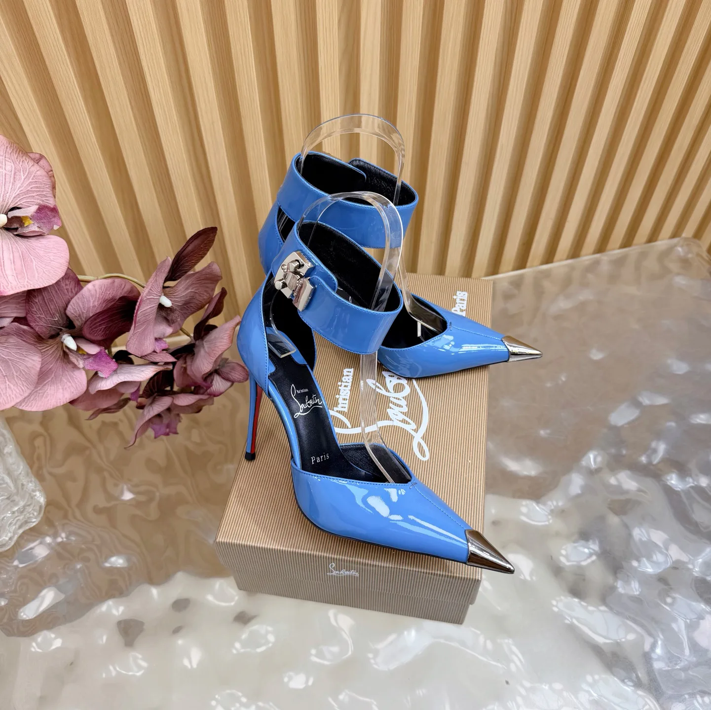 Туфли Женские Christian Louboutin 913120