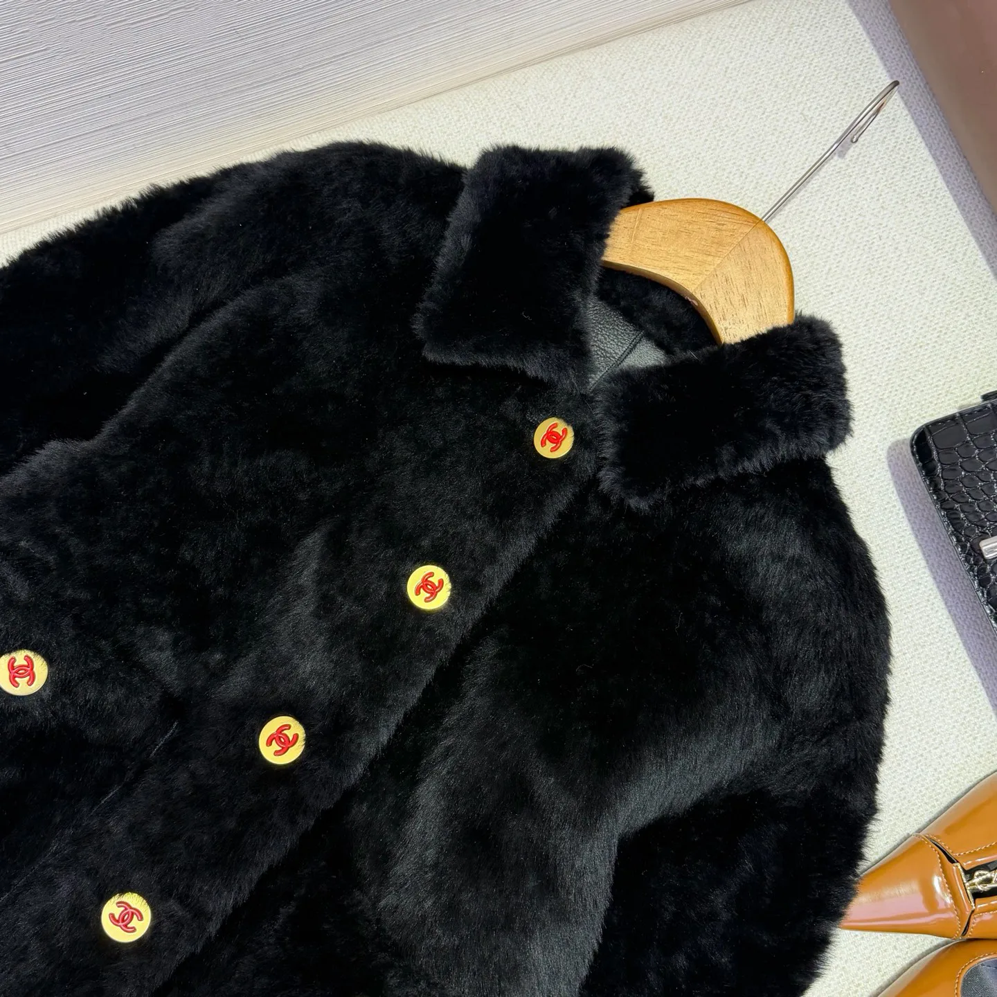 Кожаные Куртки И Дублёнки Женские Chanel 19414207
