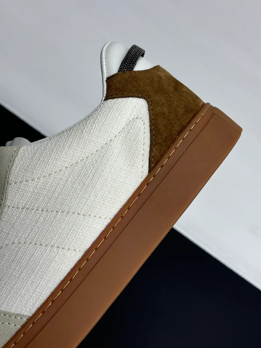Кроссовки Женские Brunello Cucinelli 18707419