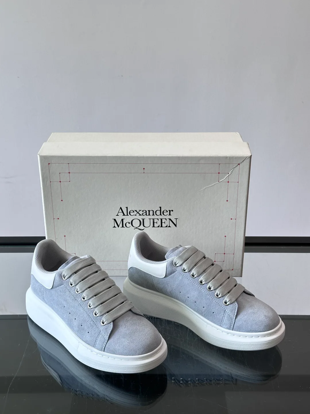 Кроссовки Женские Alexander Mcqueen 17447546