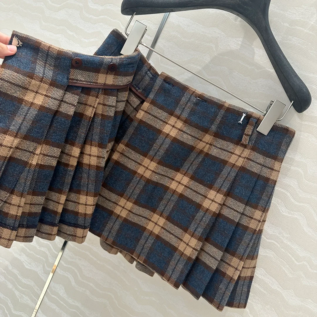 Юбки Женские Prada 4727