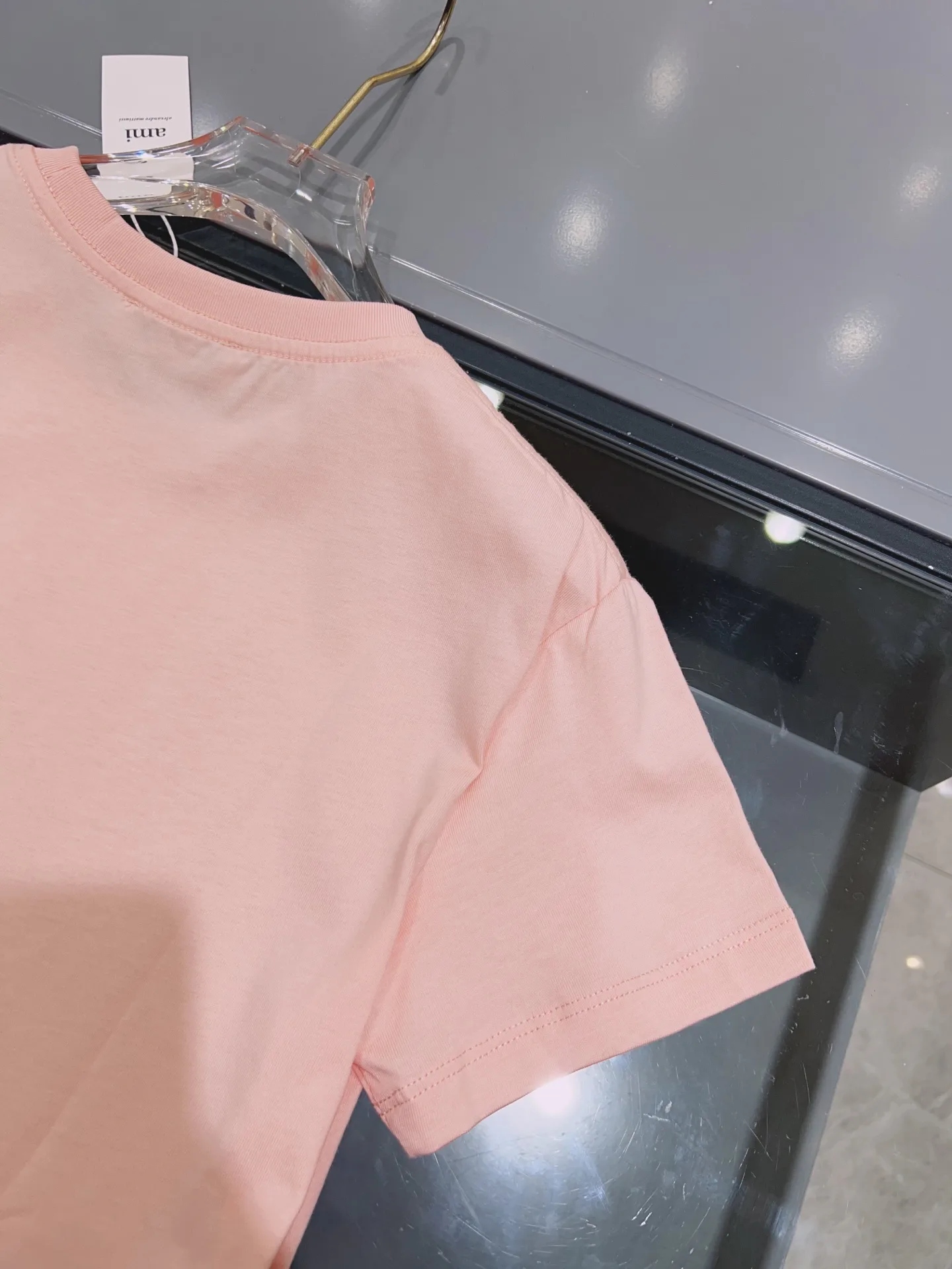 Футболки Женские Ami Paris 1696613