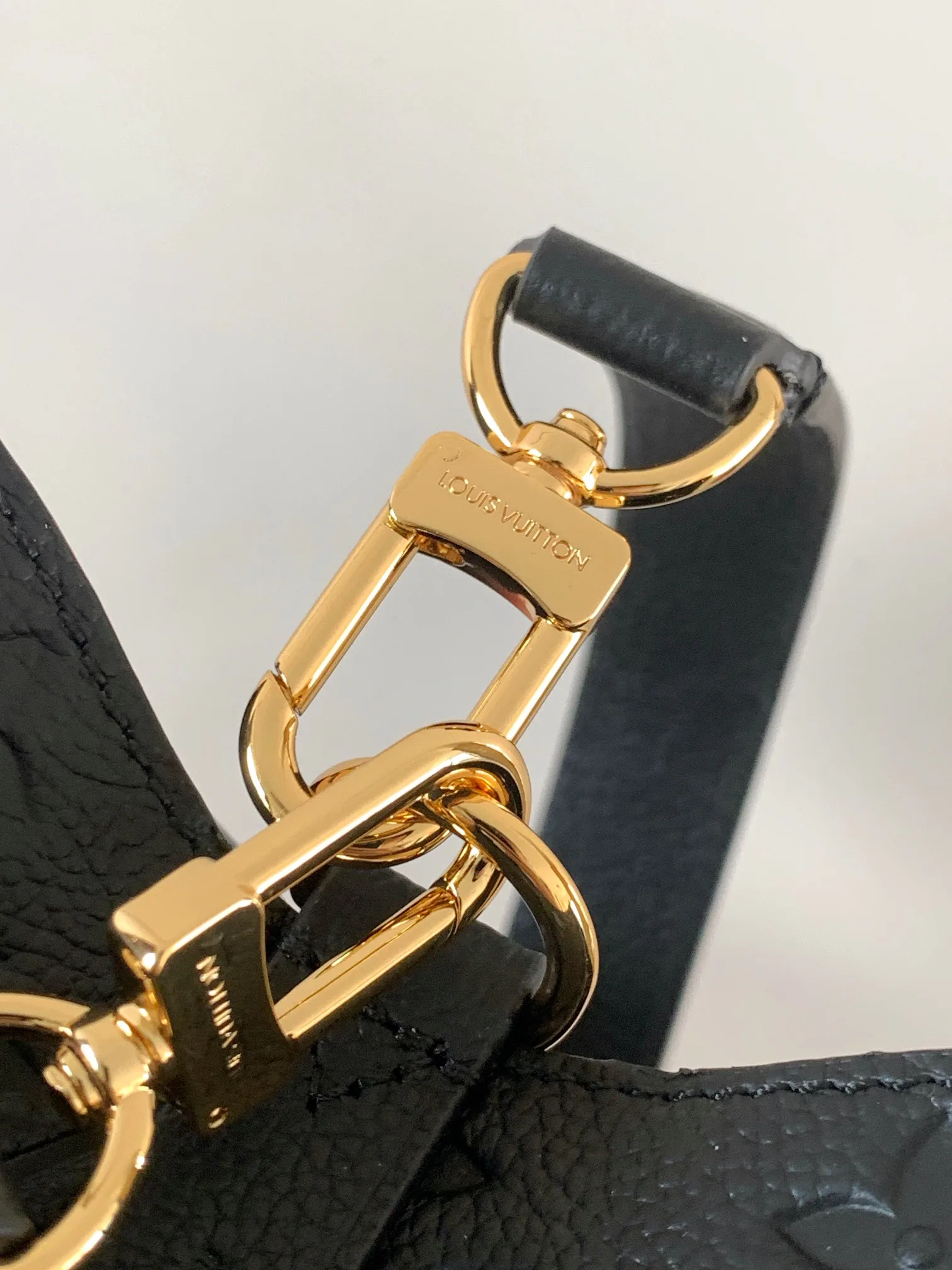 Классические Сумки Женские Louis Vuitton 11704170