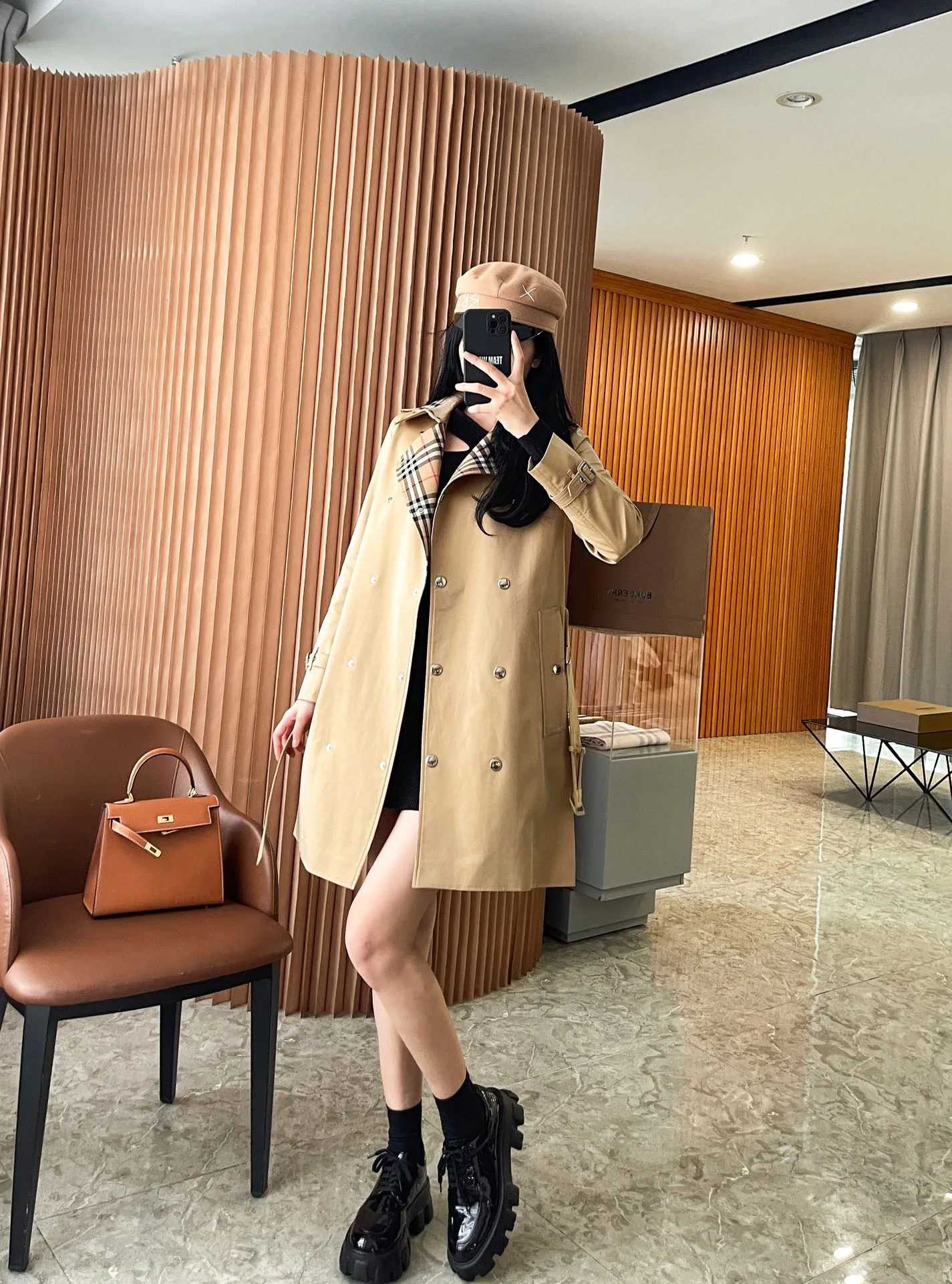 Тренчи Женские Burberry 19078437