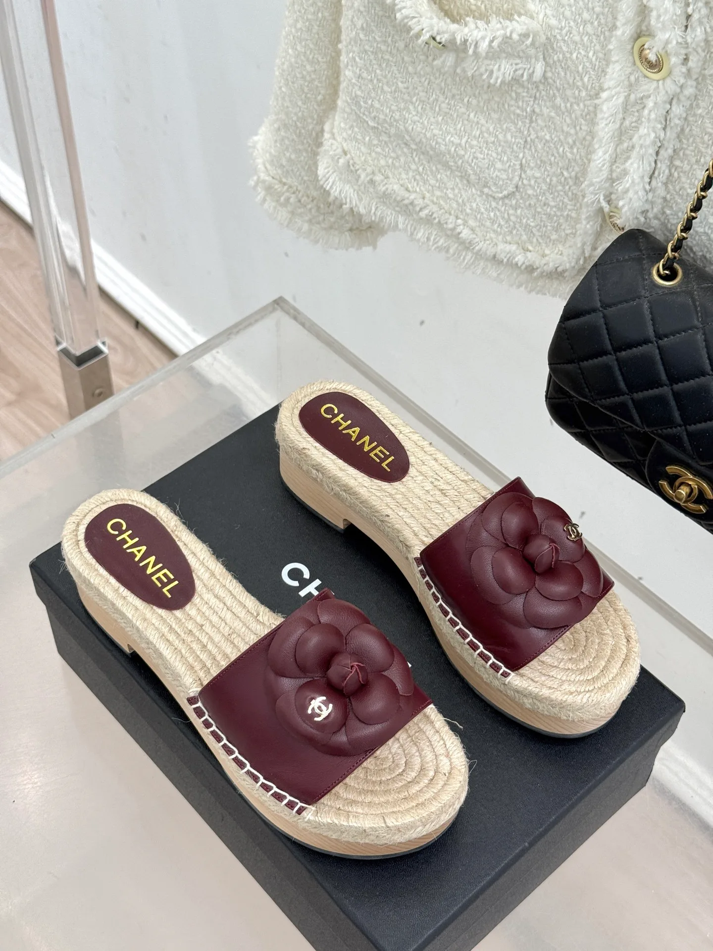 Шлепанцы Женские Chanel 9499272