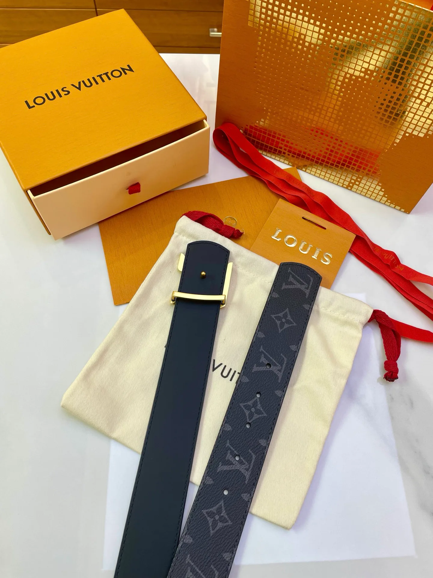 Ремни Louis Vuitton 11406575