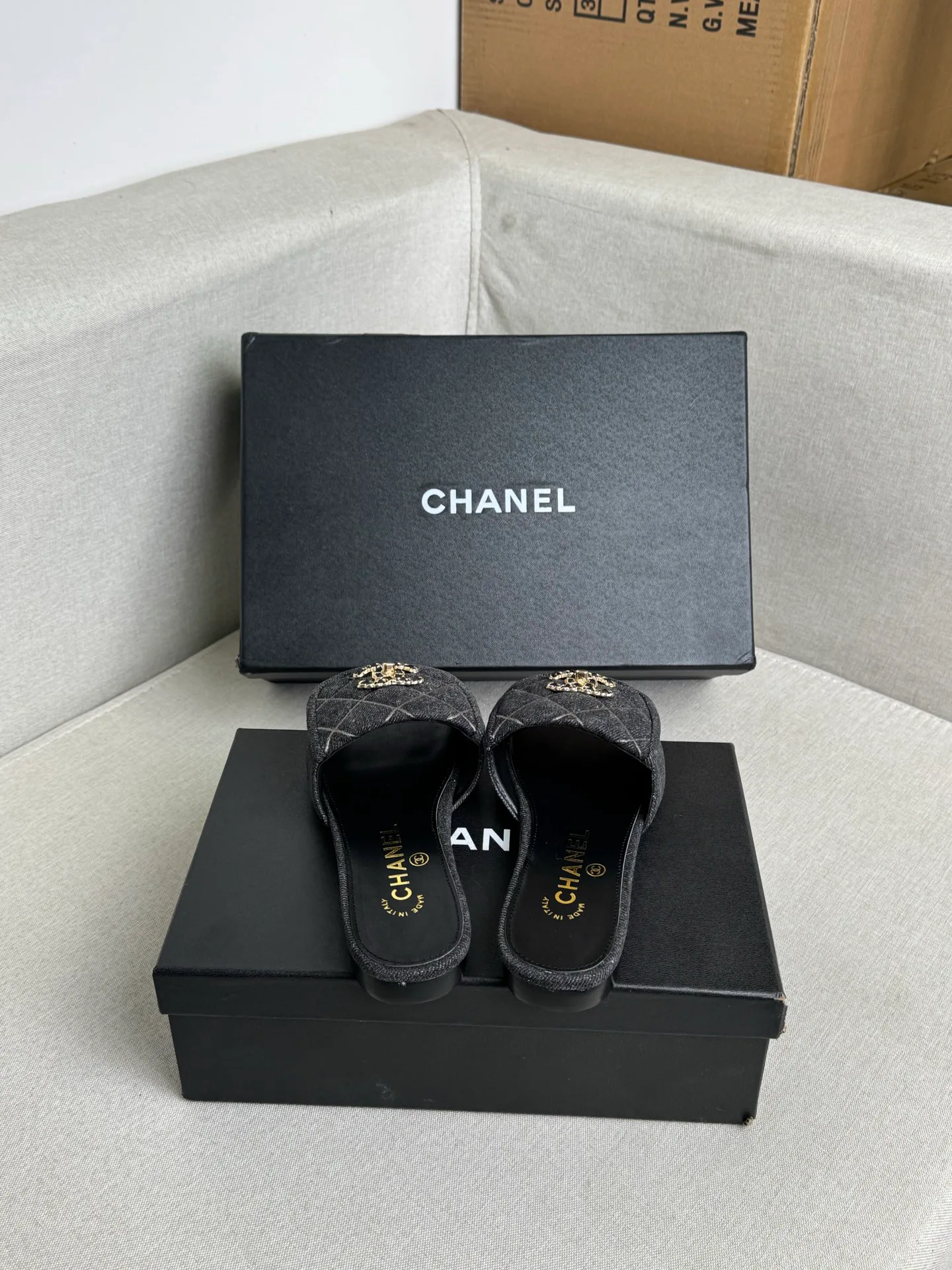 Сандалии Женские Chanel 13181139