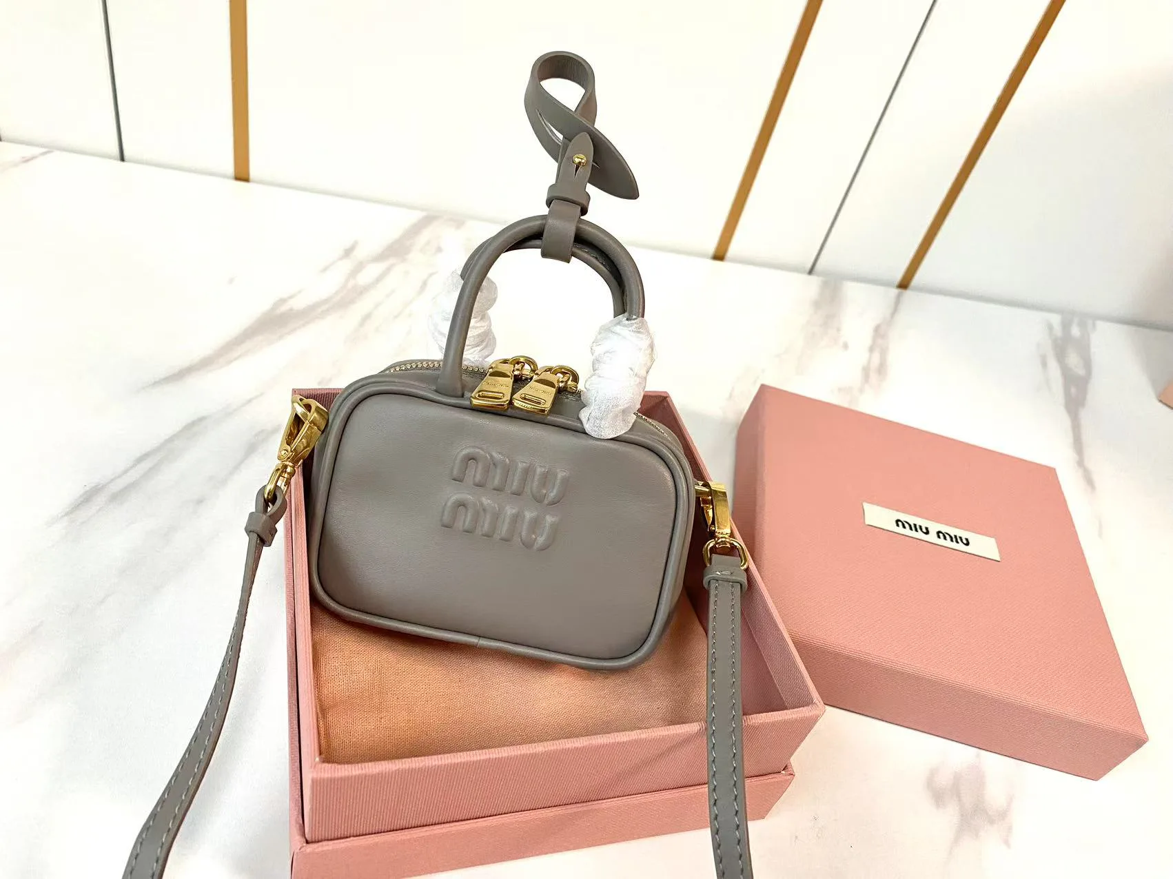 Сумки На Ремне Женские Miu Miu 17396