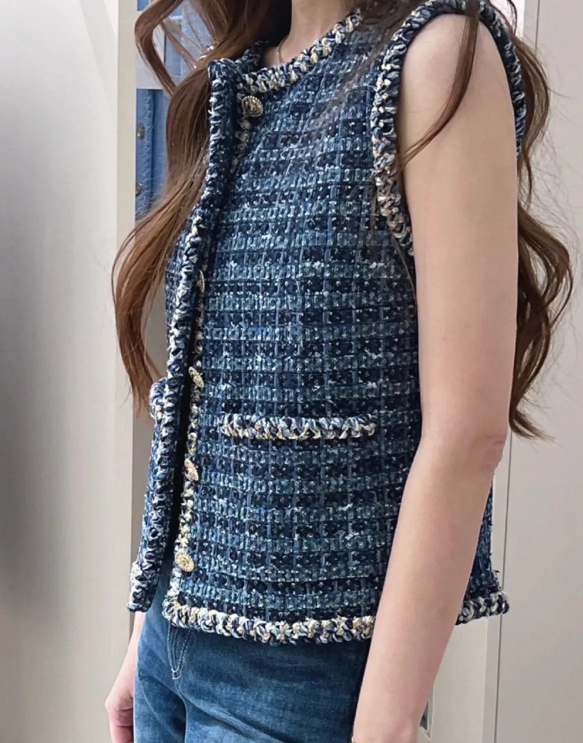 Жилеты Женские Chanel 17144793