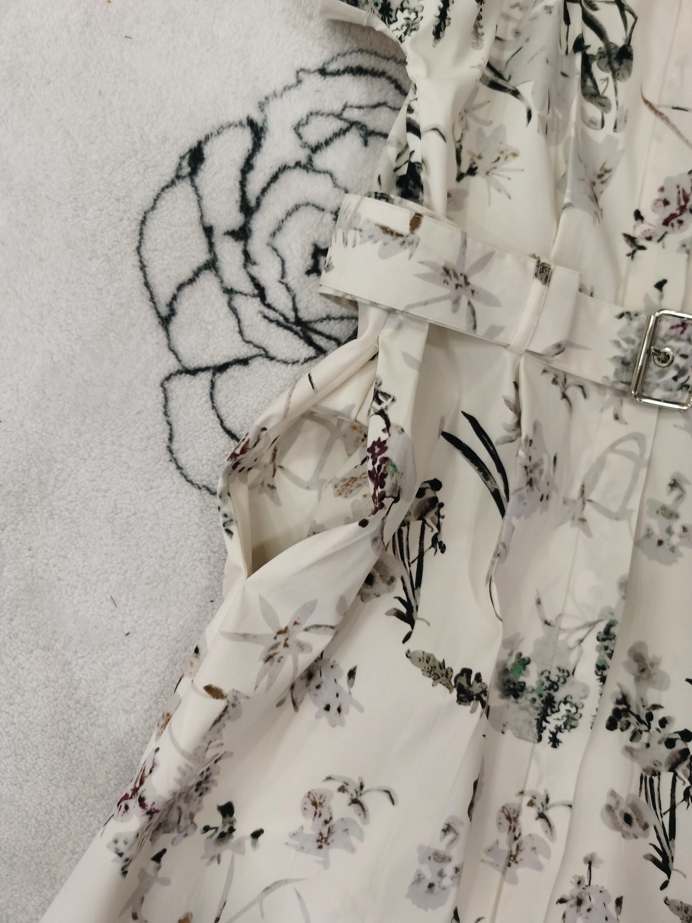 Платья Женские Christian Dior 17996937