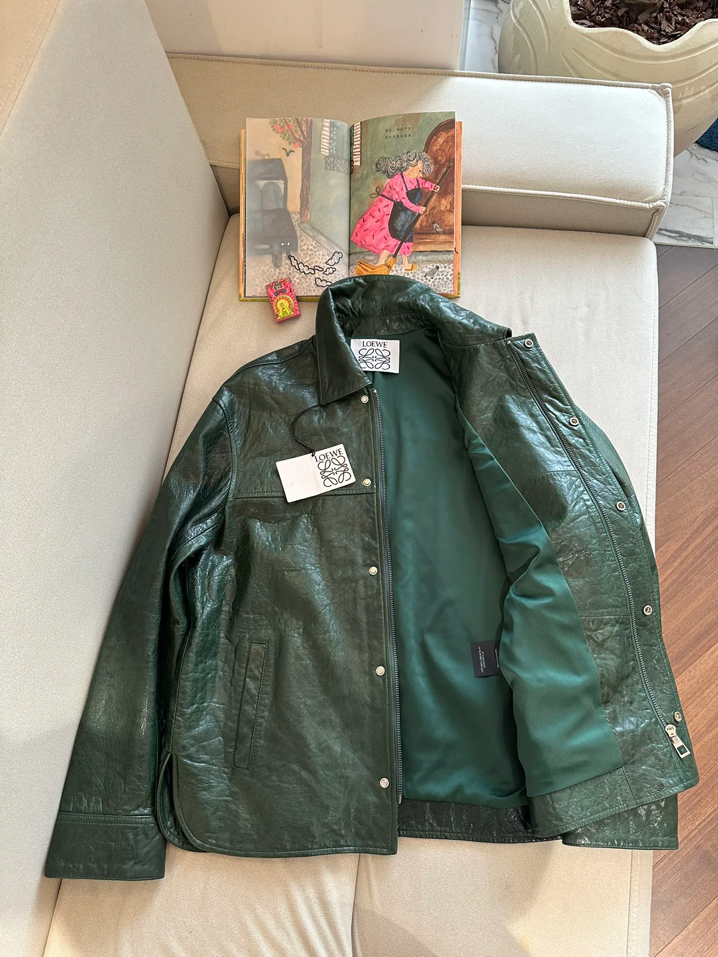 Кожаные Куртки И Дублёнки Женские Loewe 917947