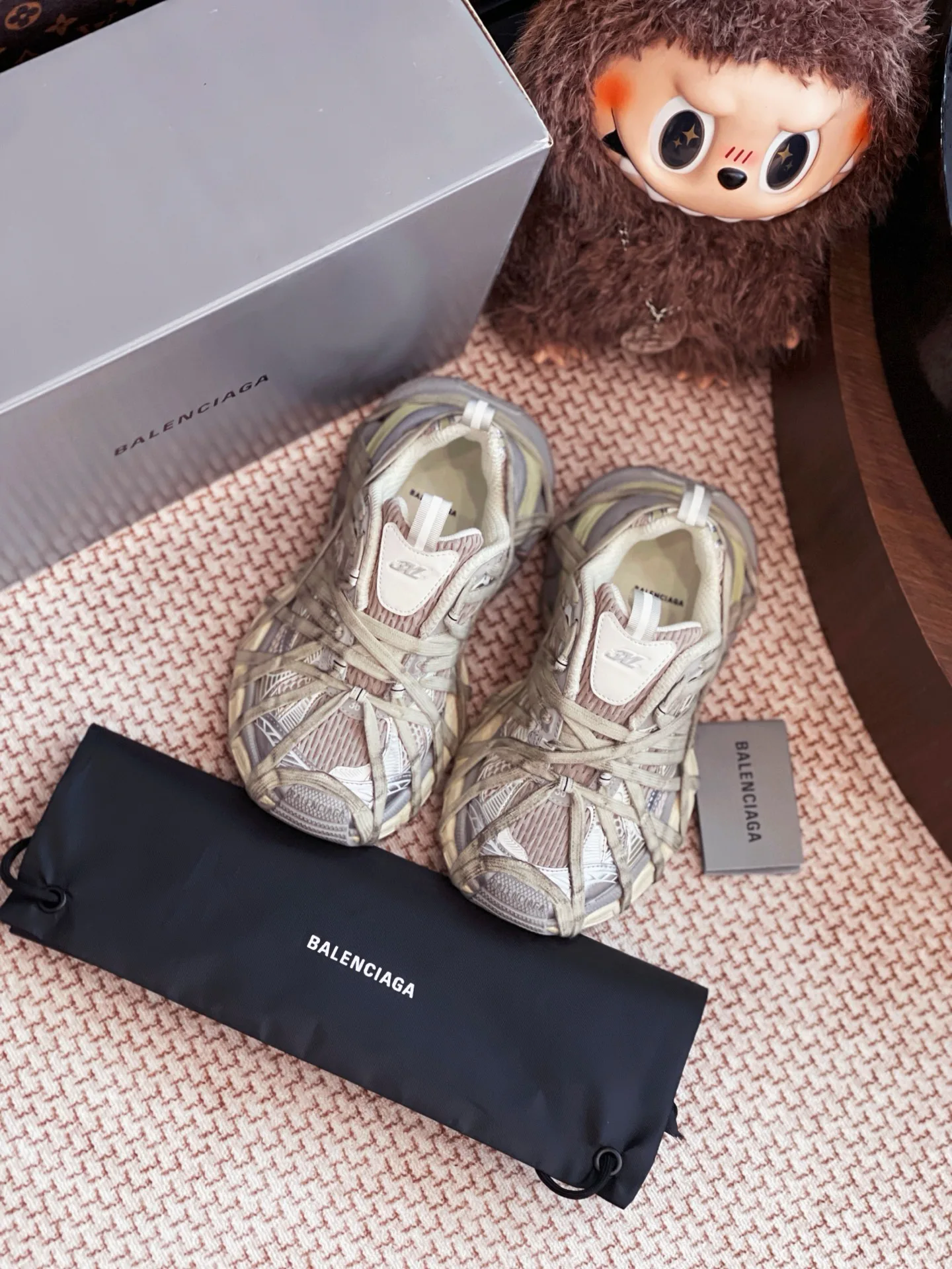 Кроссовки Женские Balenciaga 10247863