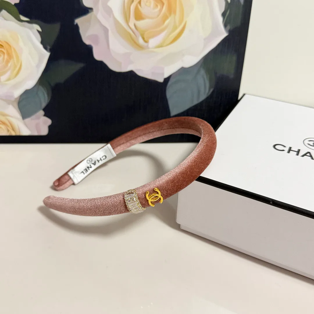 Головные Уборы Chanel 13079153