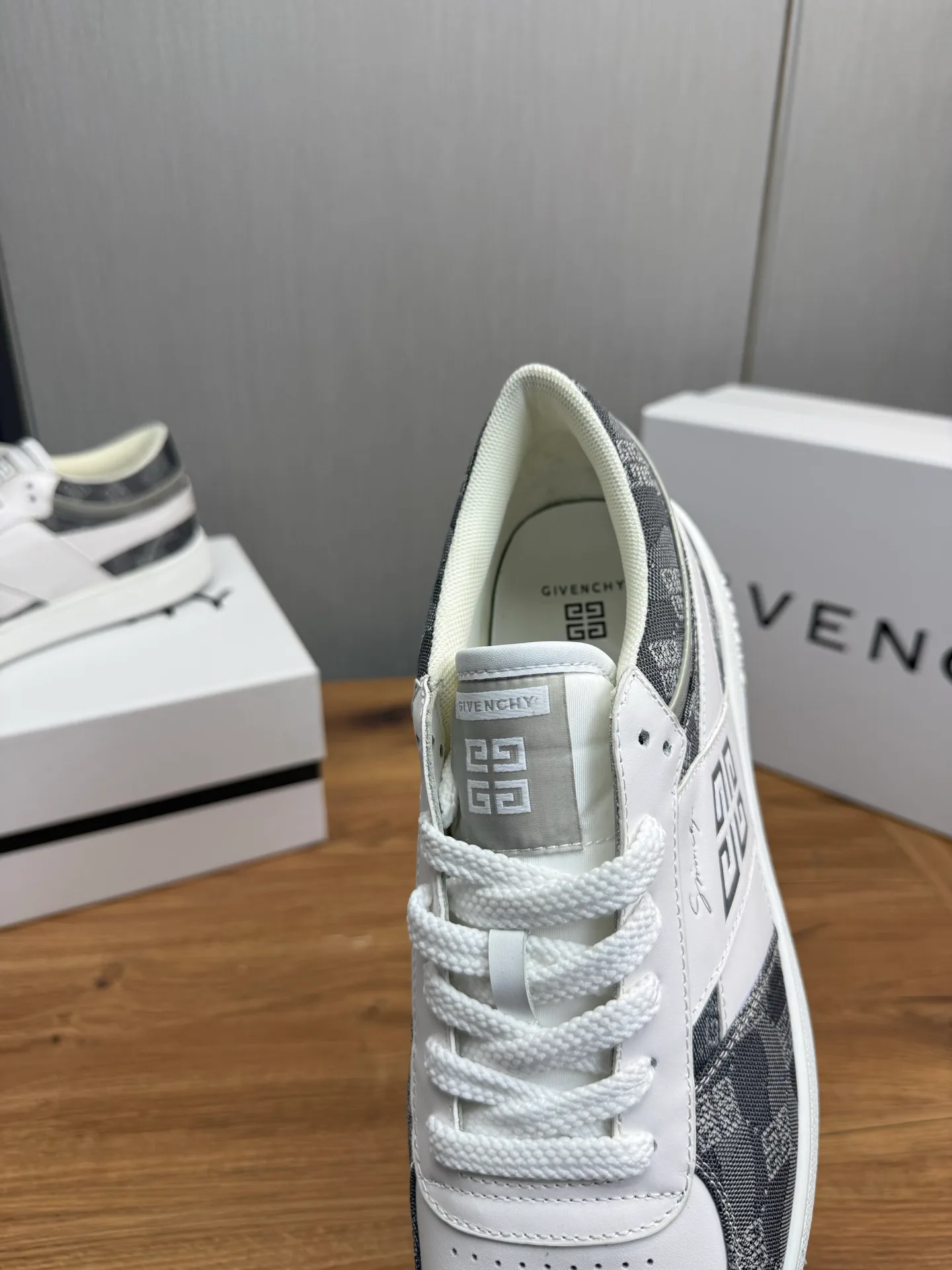 Кроссовки Мужские Givenchy 53760