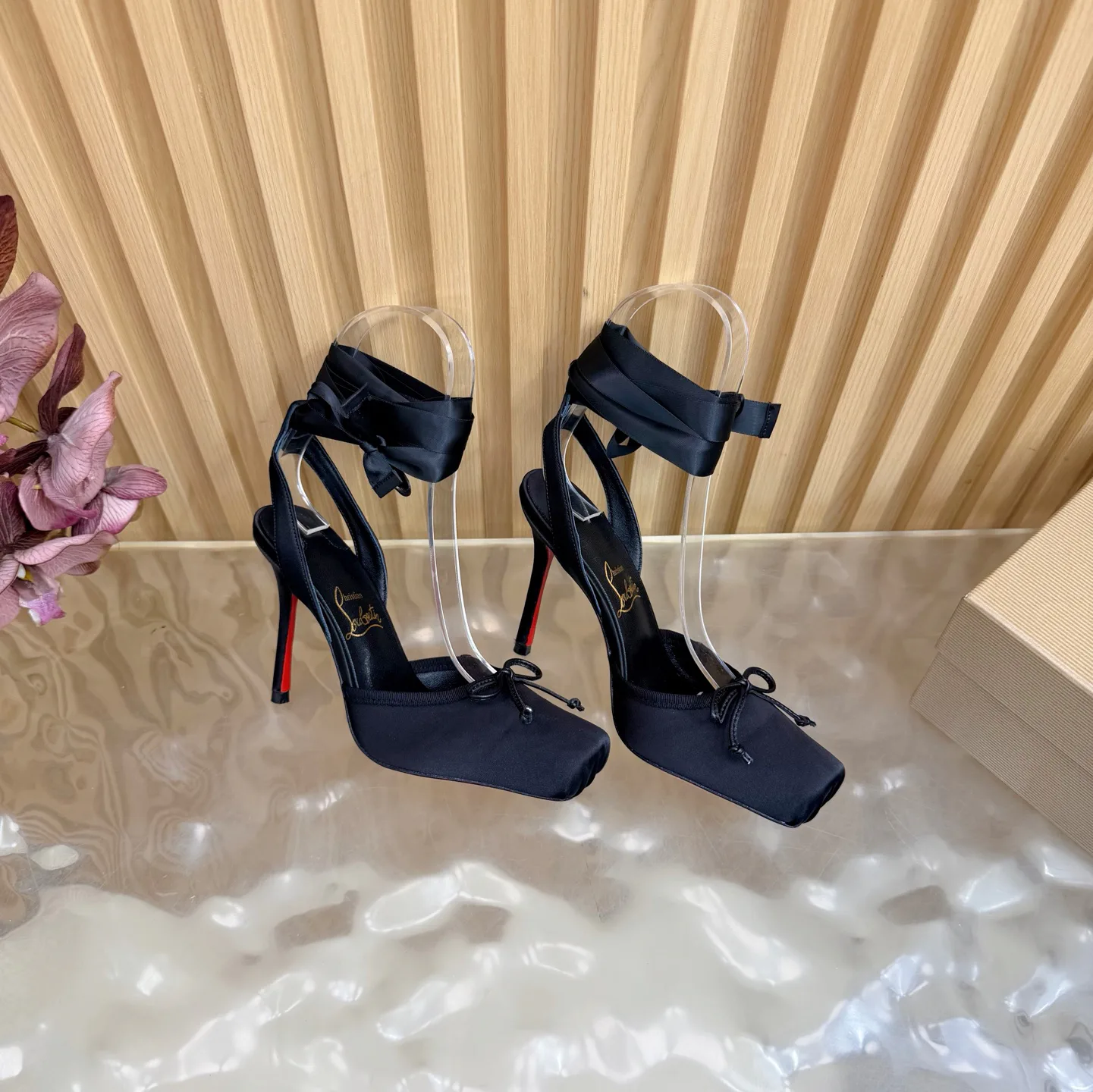 Туфли Женские Christian Louboutin 9707821