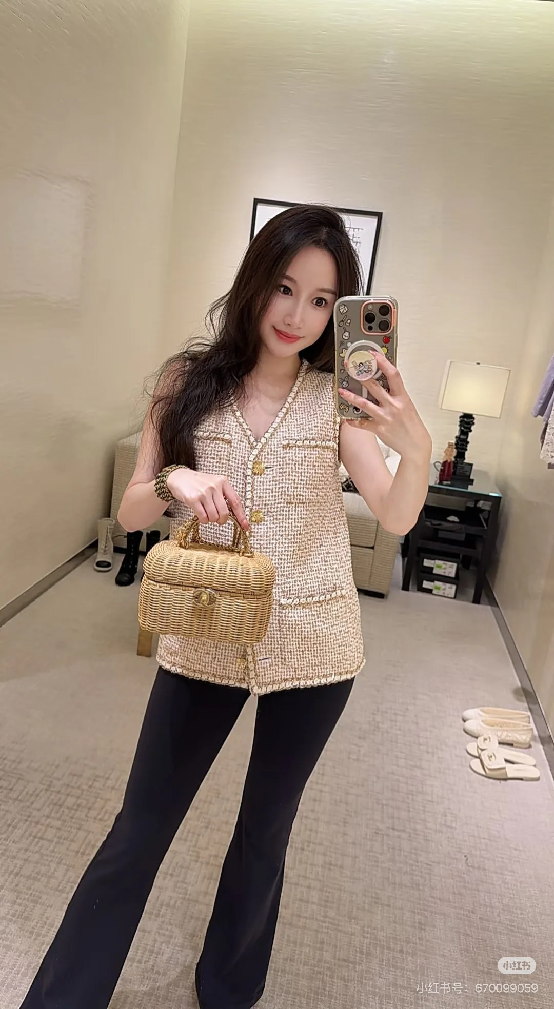 Жилеты Женские Chanel 19001679