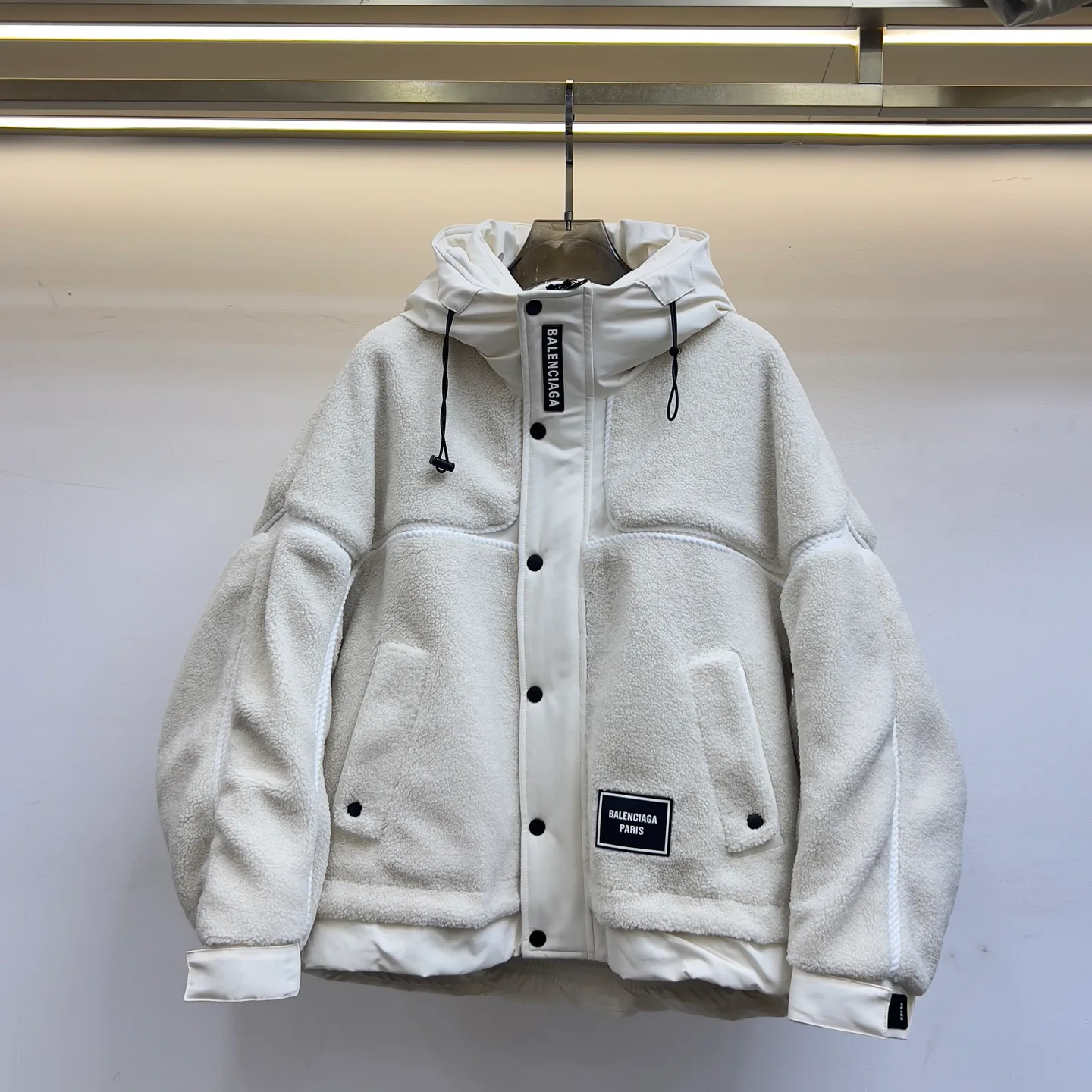 Куртки И Пуховики Женские Balenciaga 844048