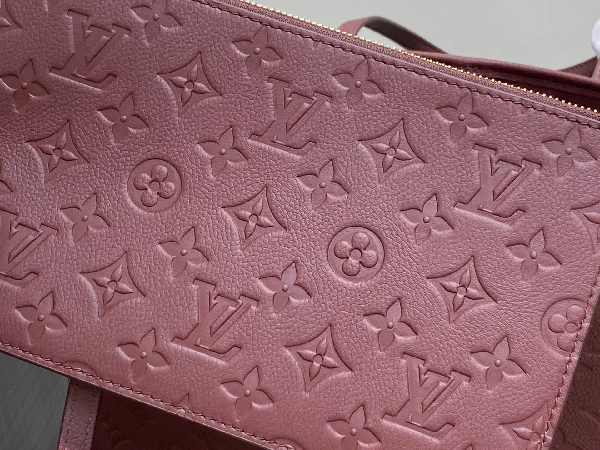 Классические Сумки Женские Louis Vuitton 18240299