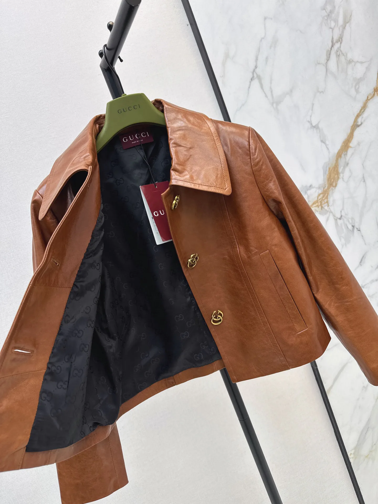 Кожаные Куртки И Дублёнки Женские Gucci 17651725