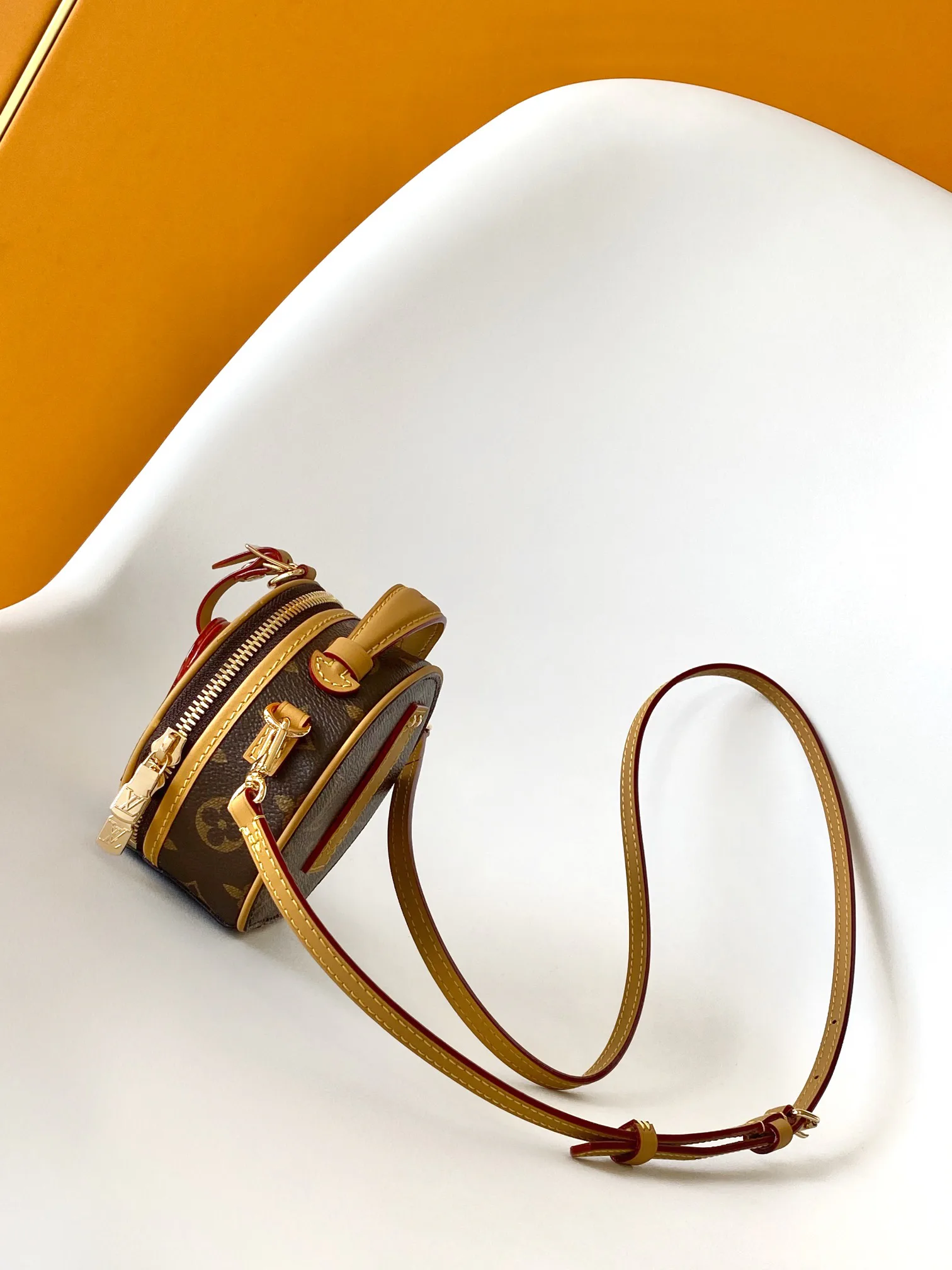 Сумки На Ремне Женские Louis Vuitton 1271276