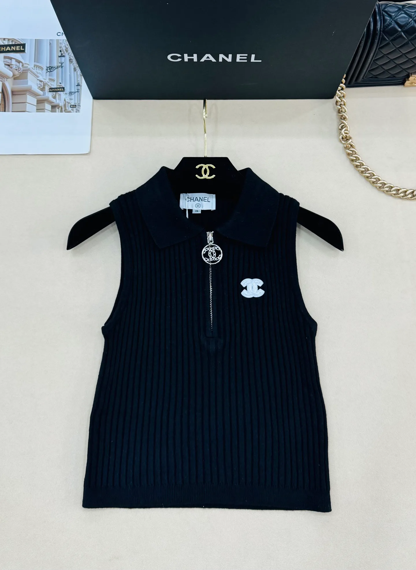 Жилеты Женские Chanel 13096327