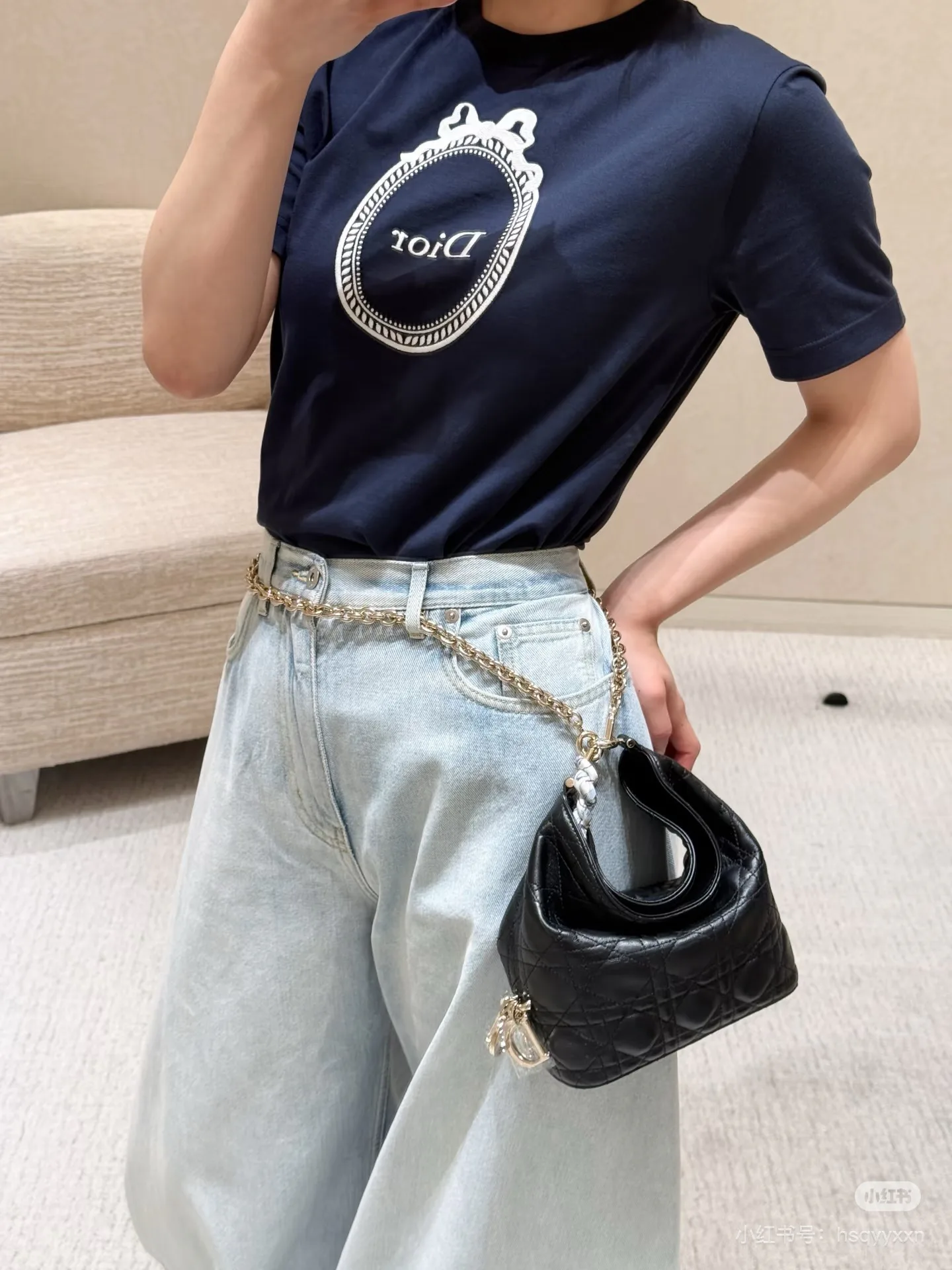 Футболки Женские Christian Dior 18044843